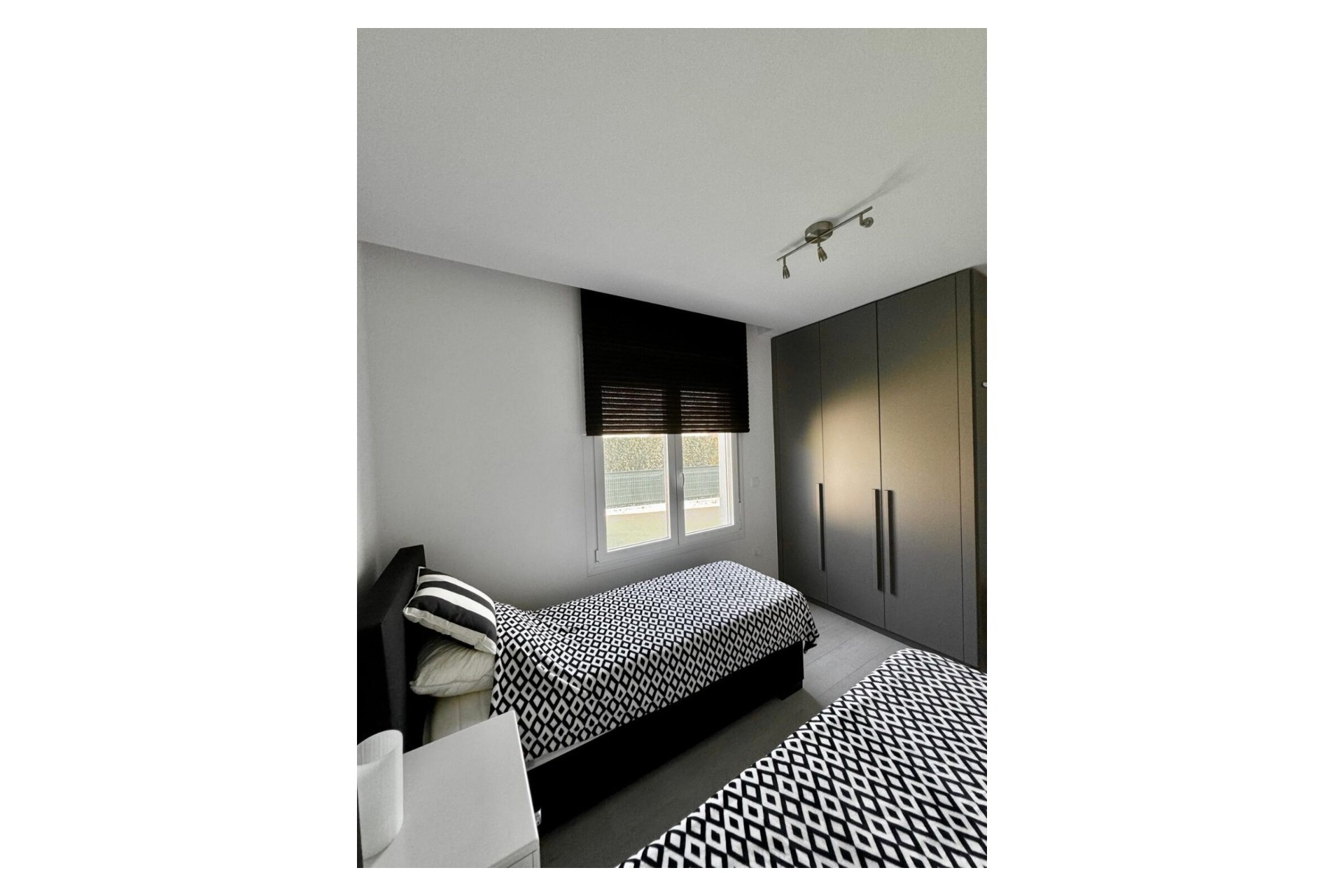 Resale - Villa -
Algorfa