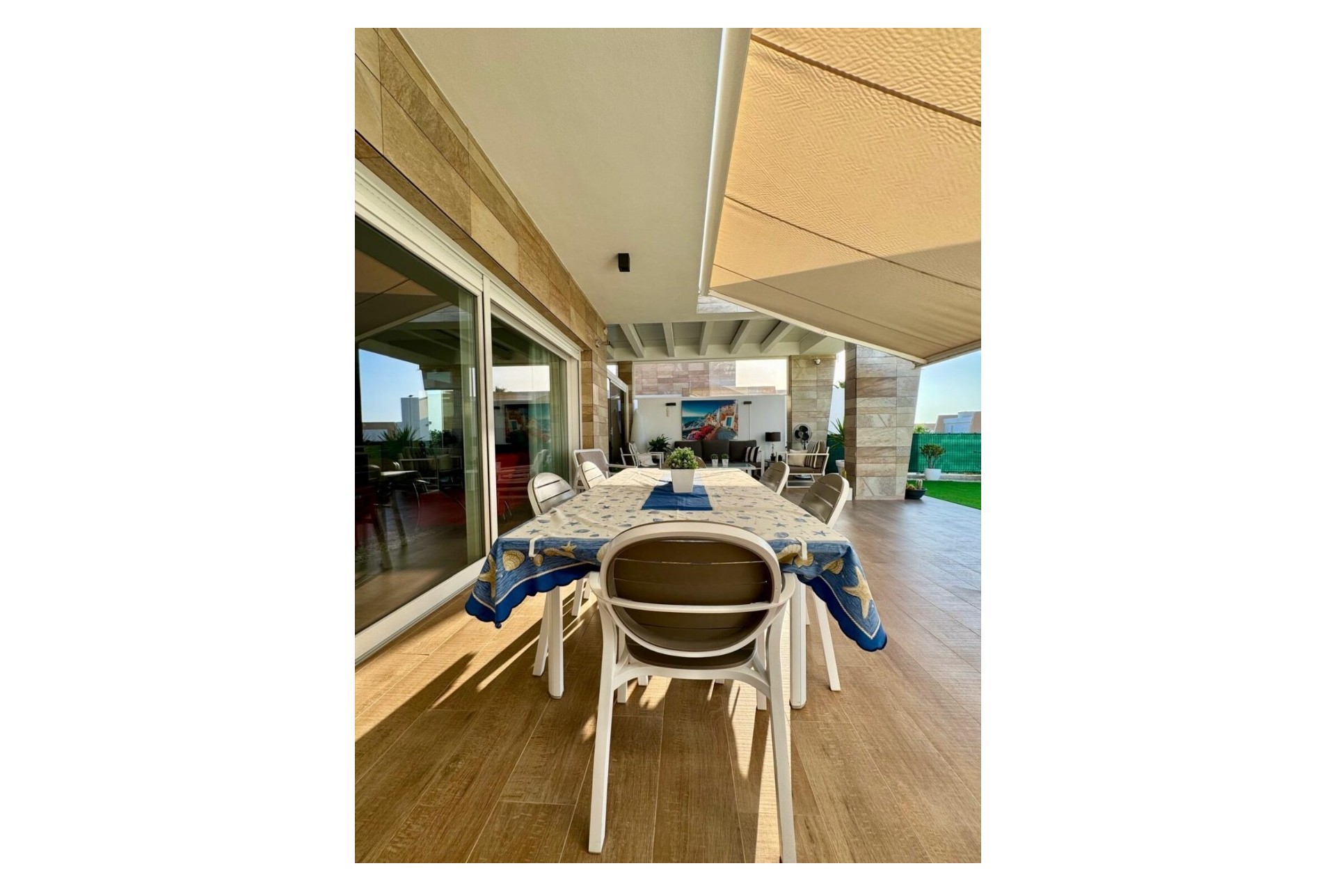 Resale - Villa -
Algorfa