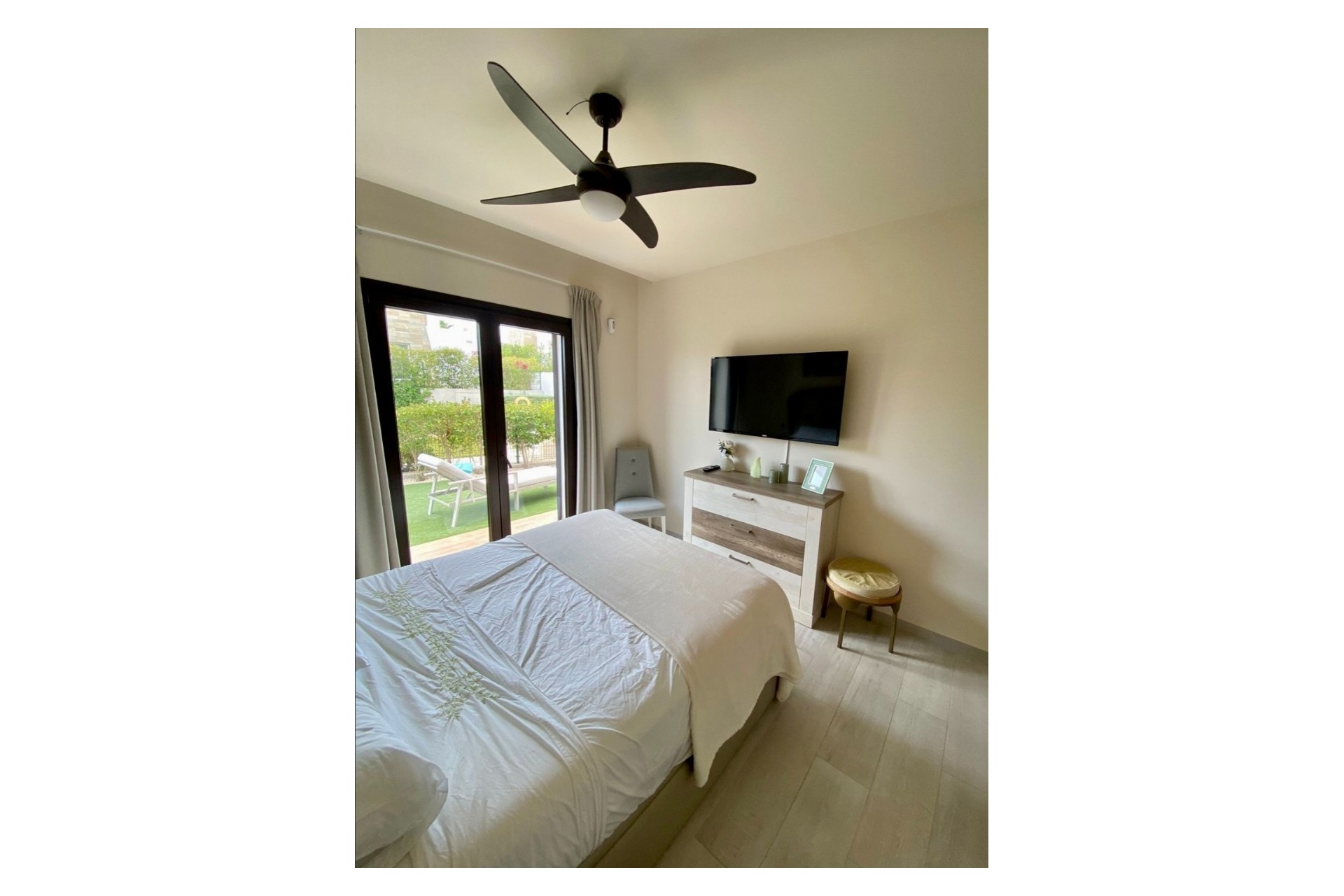 Resale - Villa -
Algorfa