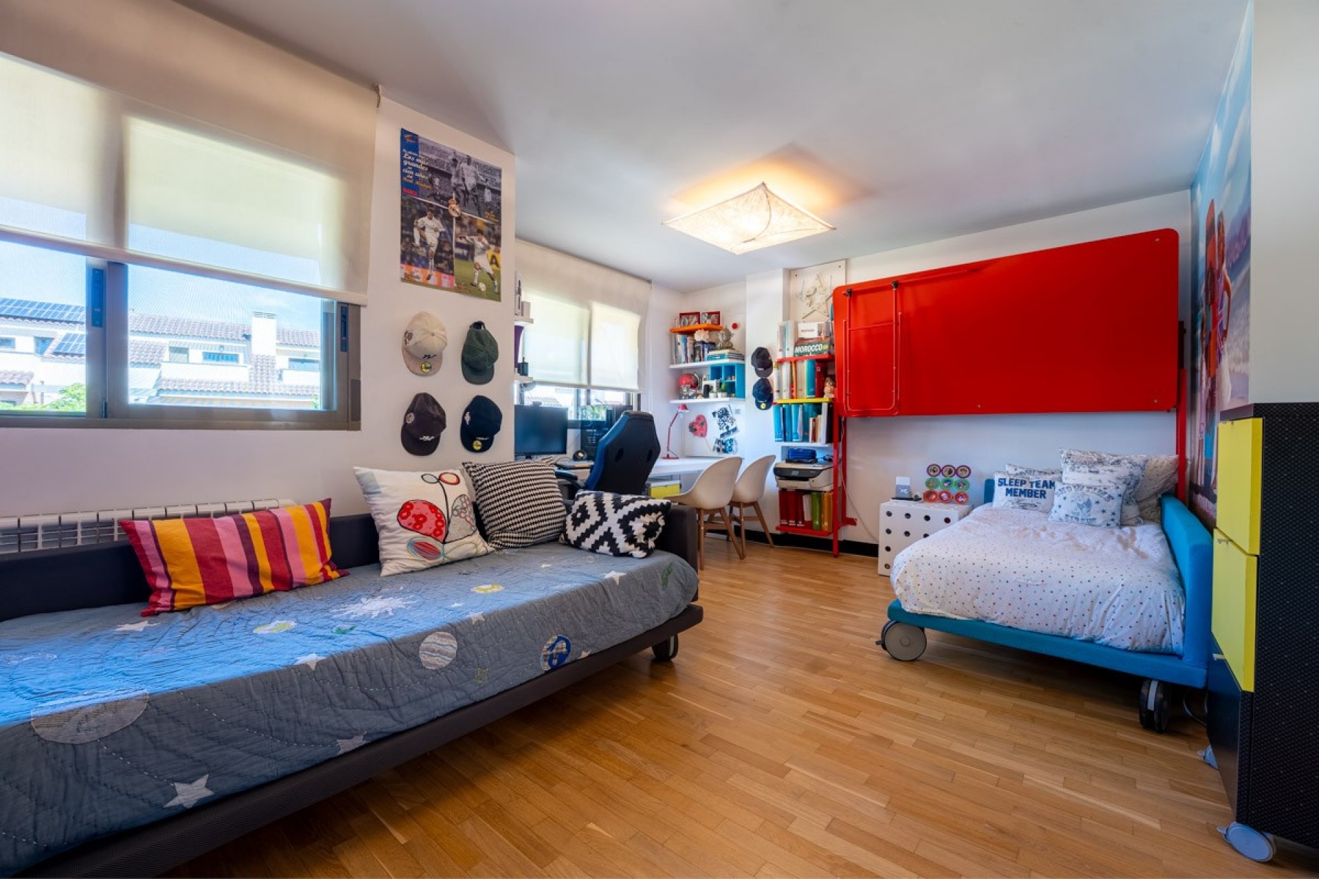 Resale - Villa -
Alicante - Alicante Golf