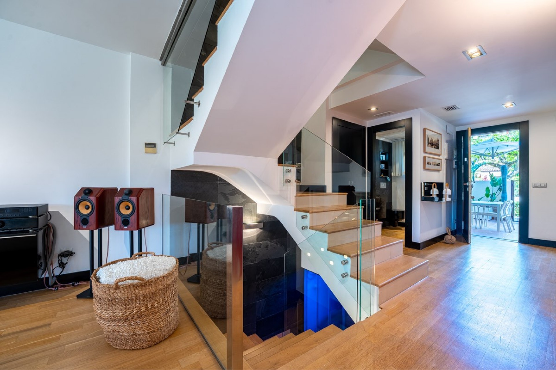 Resale - Villa -
Alicante - Alicante Golf