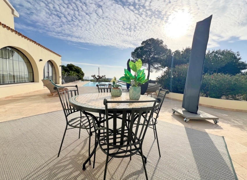 Resale - Villa -
Altea - Altea ciudad