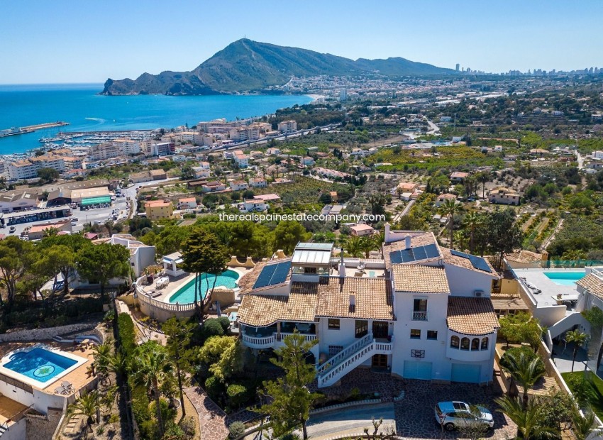 Resale - Villa -
Altea - Altea ciudad