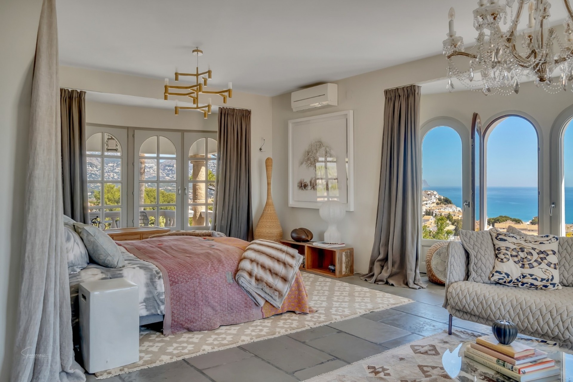 Resale - Villa -
Altea - Altea ciudad