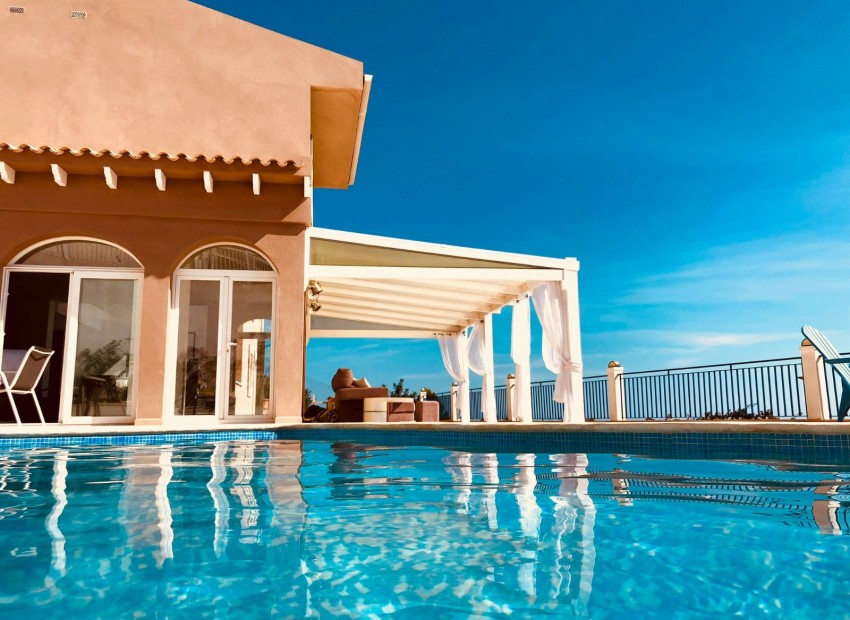 Resale - Villa -
Altea - Altea La Vella