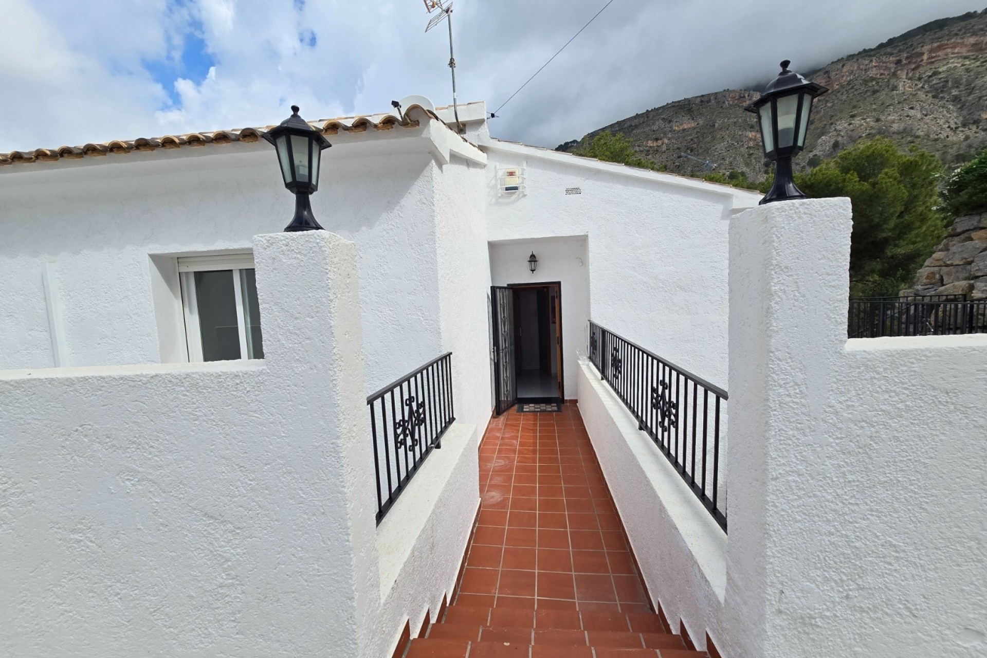 Resale - Villa -
Altea - Altea La Vella