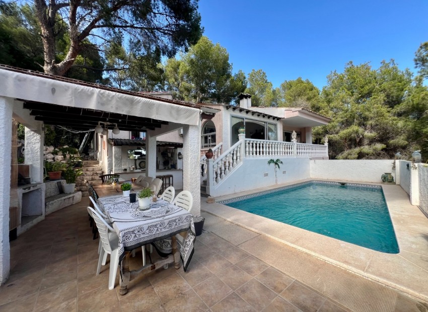 Resale - Villa -
Altea - Altea La Vella
