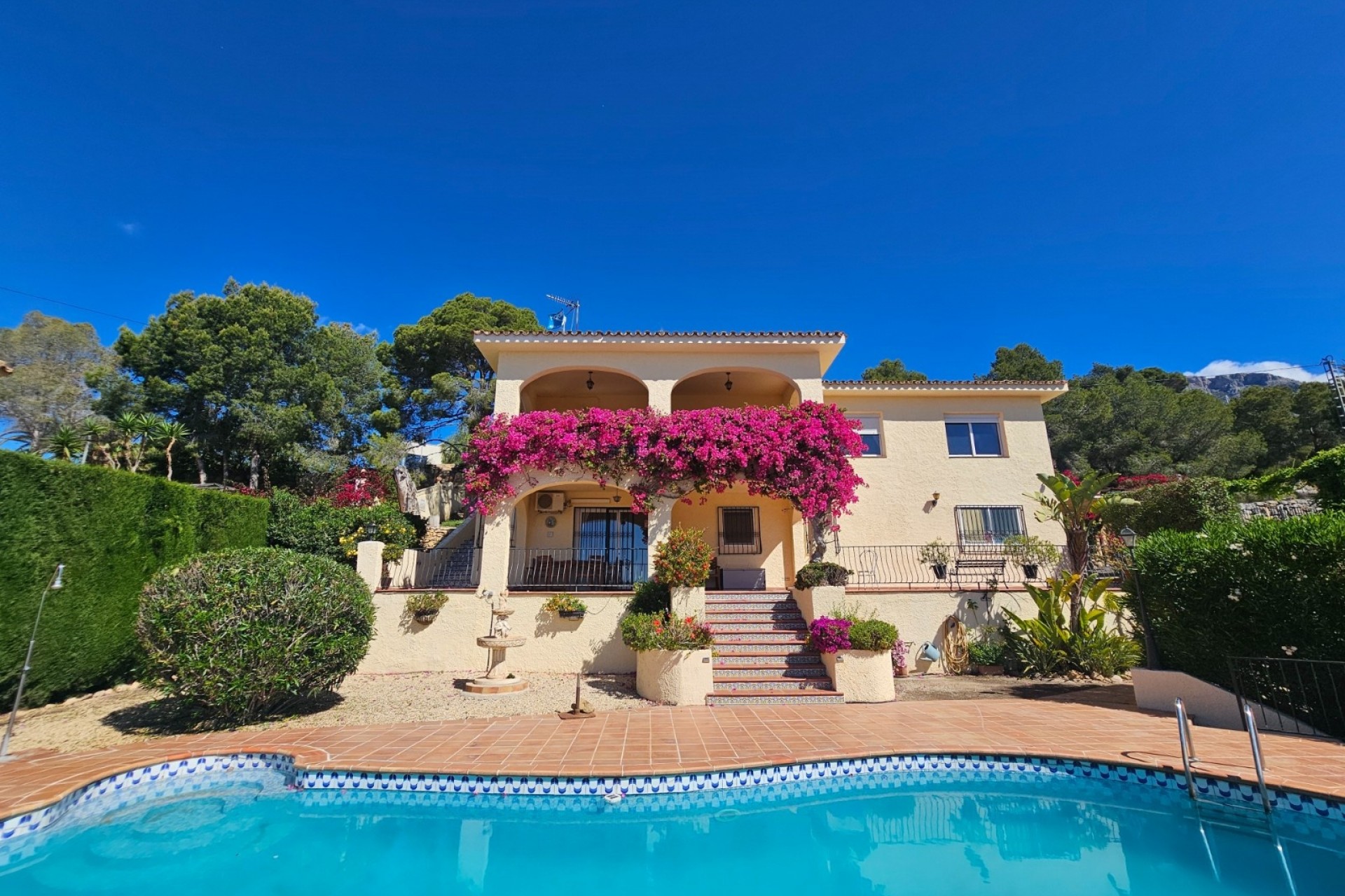 Resale - Villa -
Altea - Altea La Vella