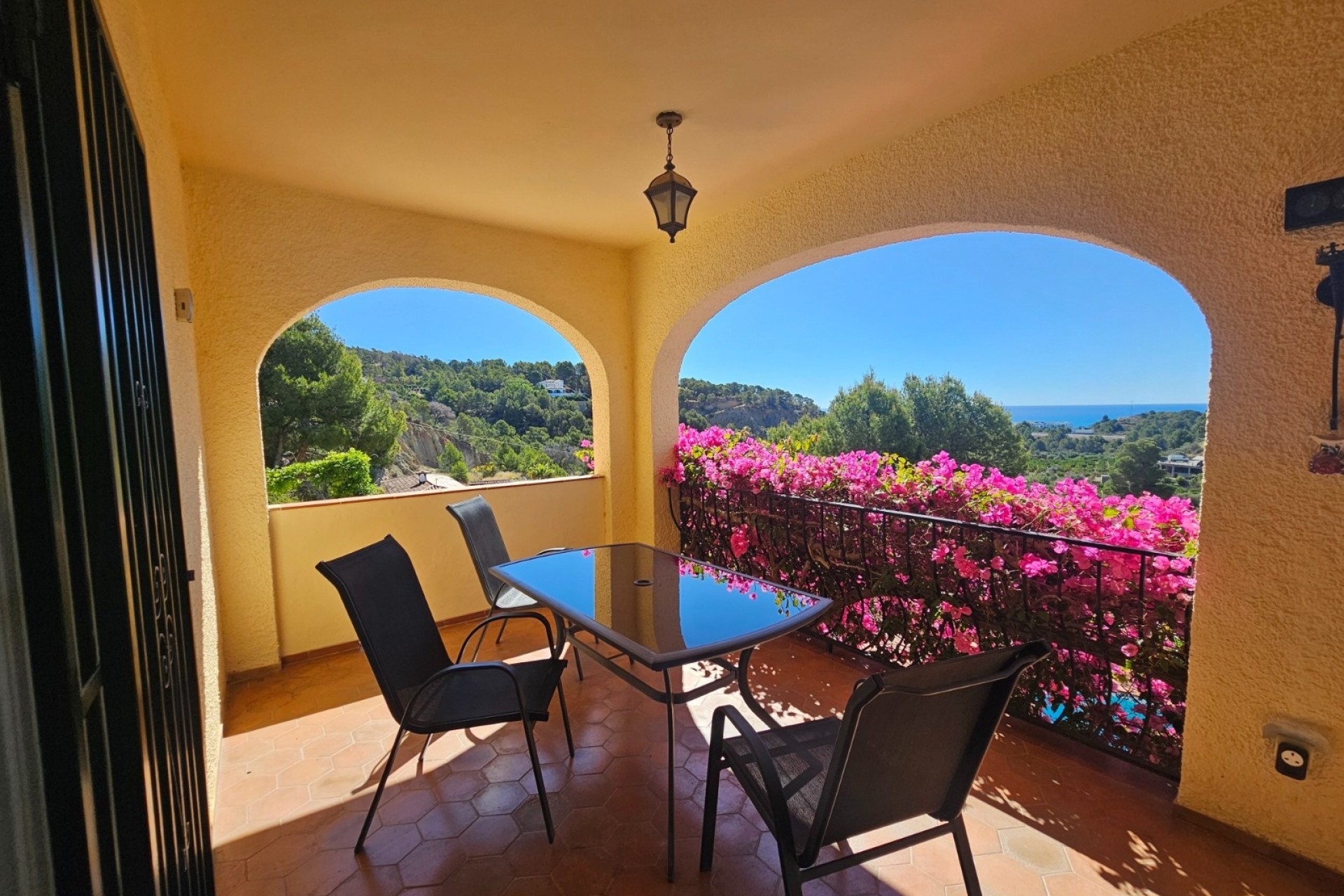 Resale - Villa -
Altea - Altea La Vella