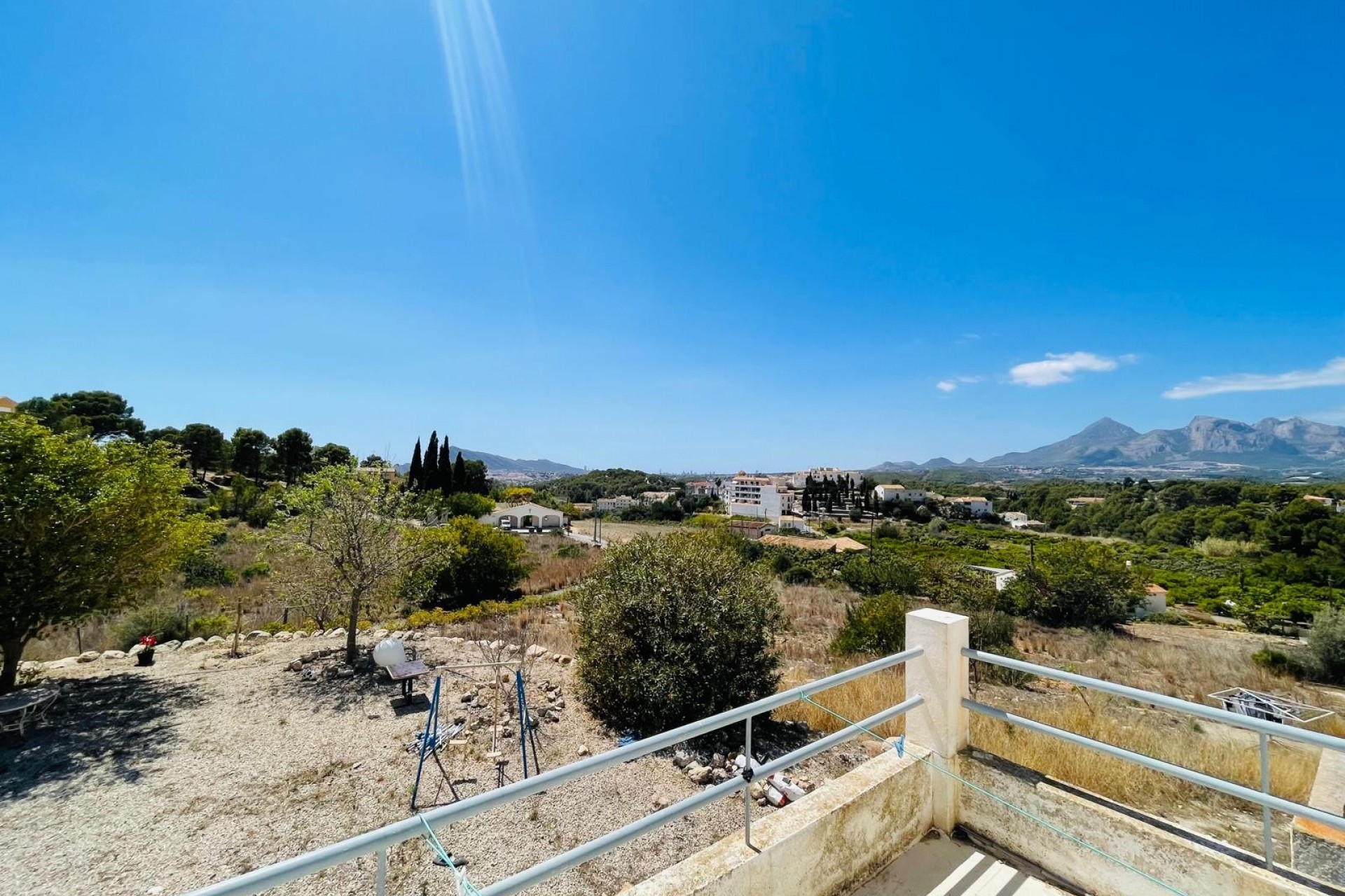 Resale - Villa -
Altea la Vella - Altea