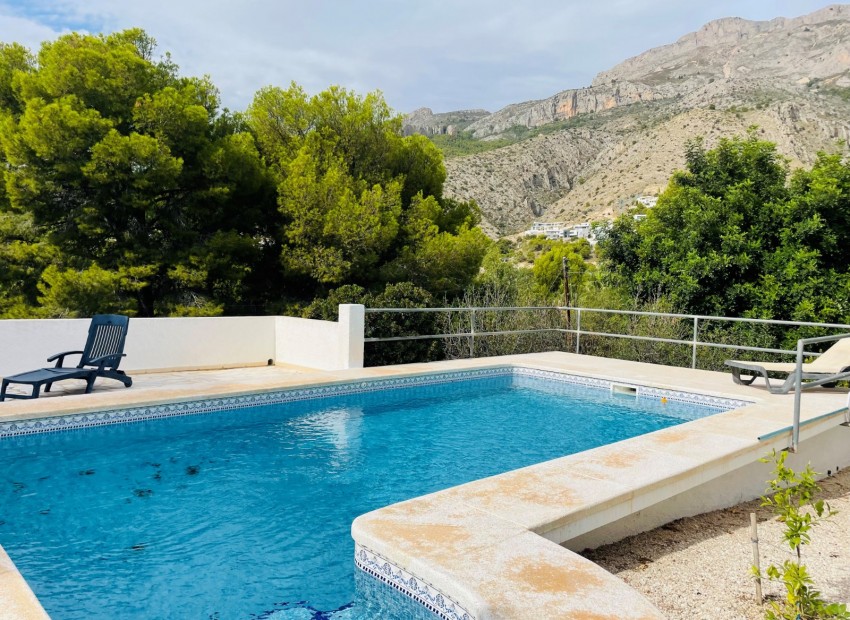 Resale - Villa -
Altea la Vella - Altea