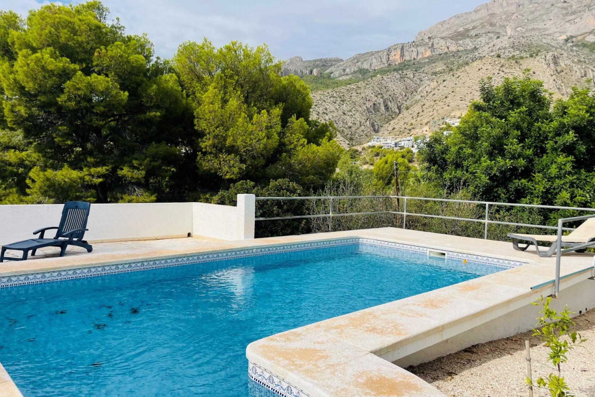 Resale - Villa -
Altea la Vella - Altea