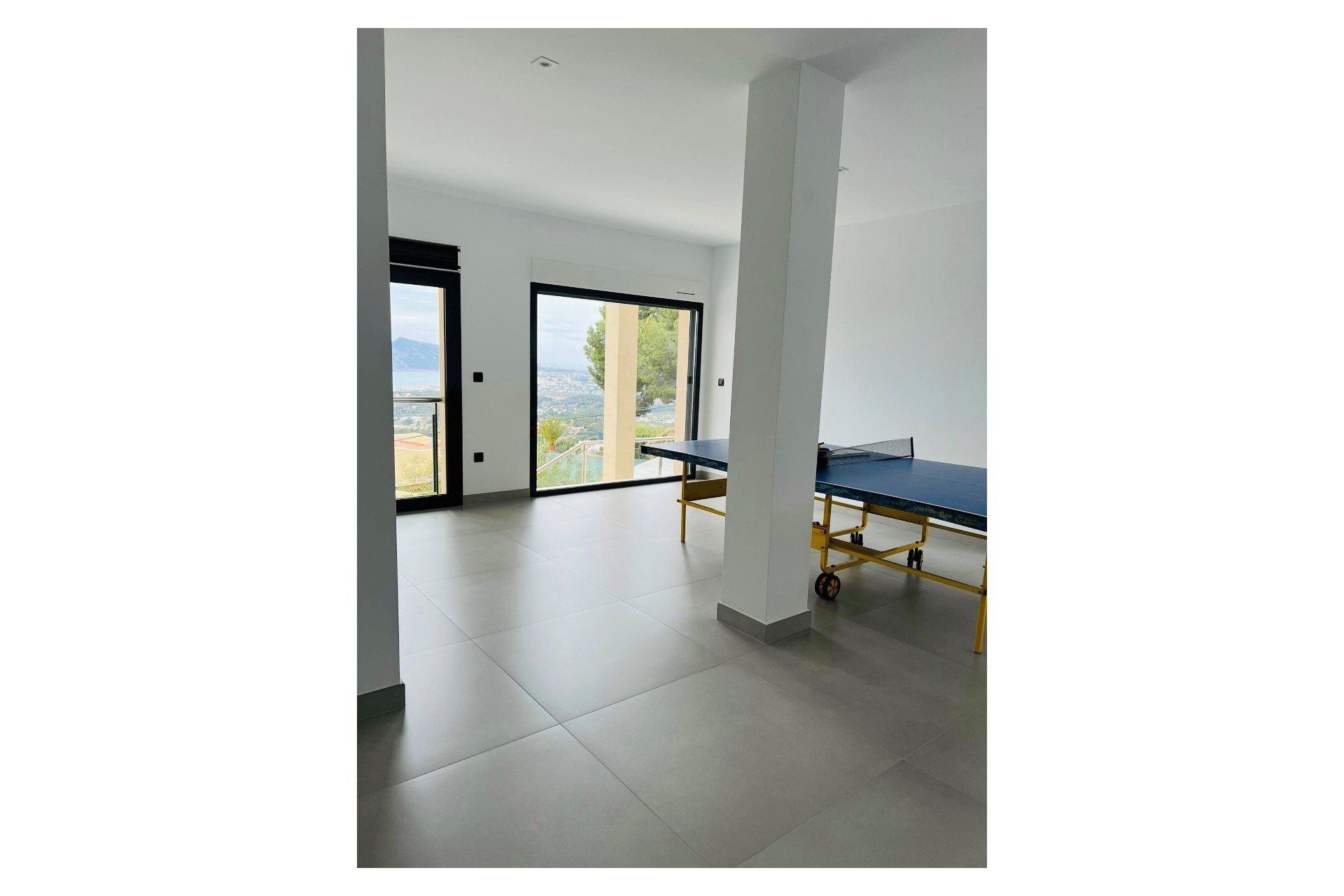 Resale - Villa -
Altea la Vella - Altea