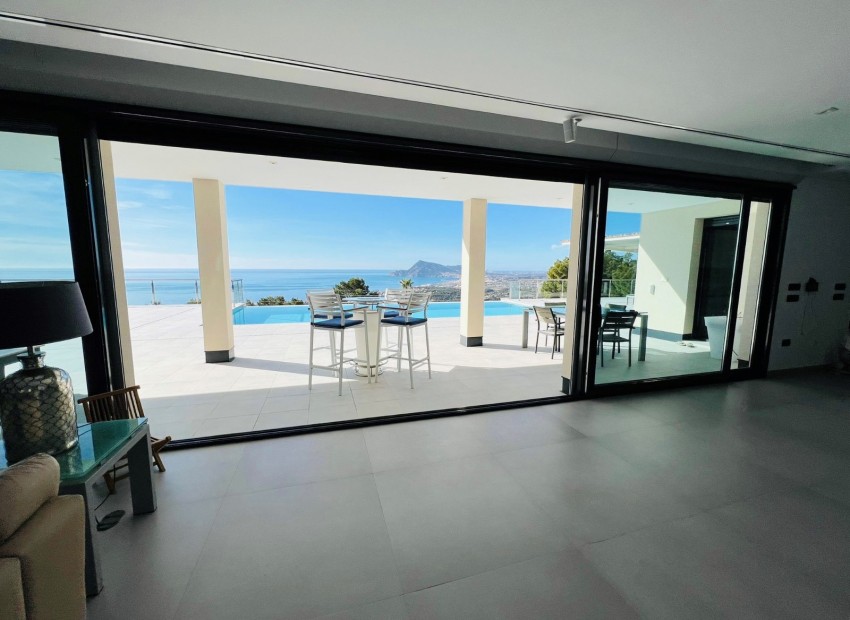 Resale - Villa -
Altea la Vella - Altea