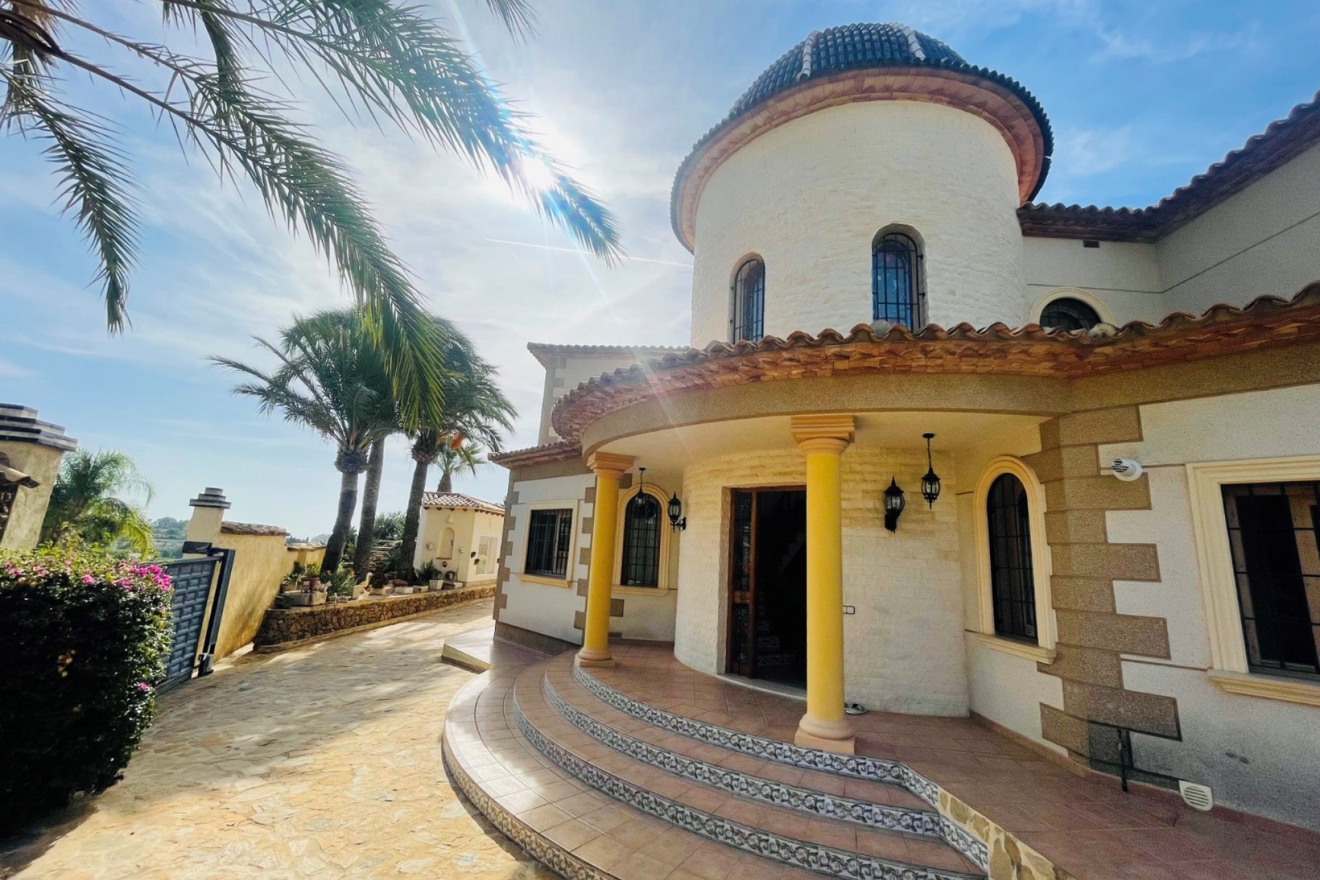 Resale - Villa -
Altea la Vella - Altea