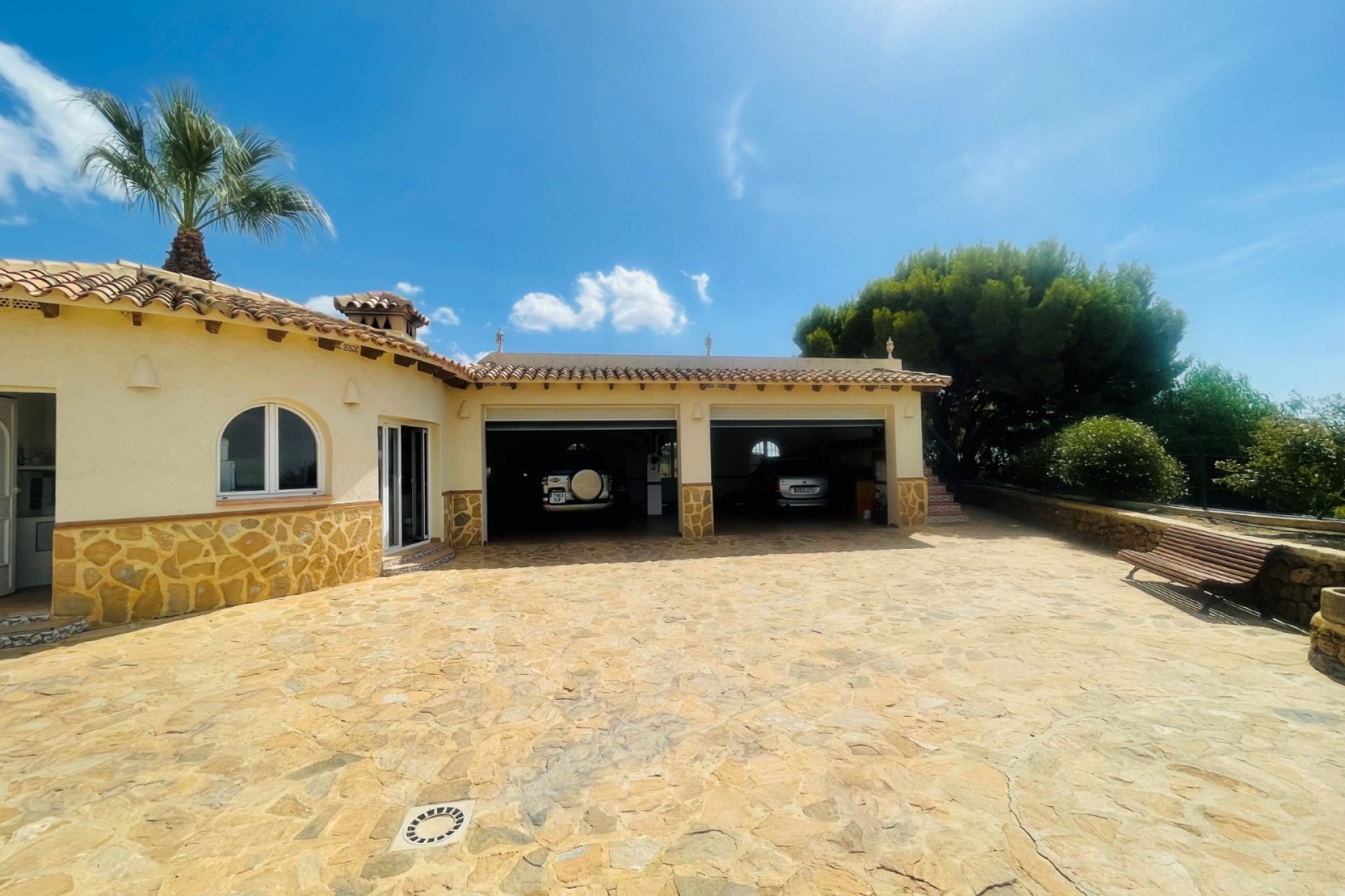 Resale - Villa -
Altea la Vella - Altea