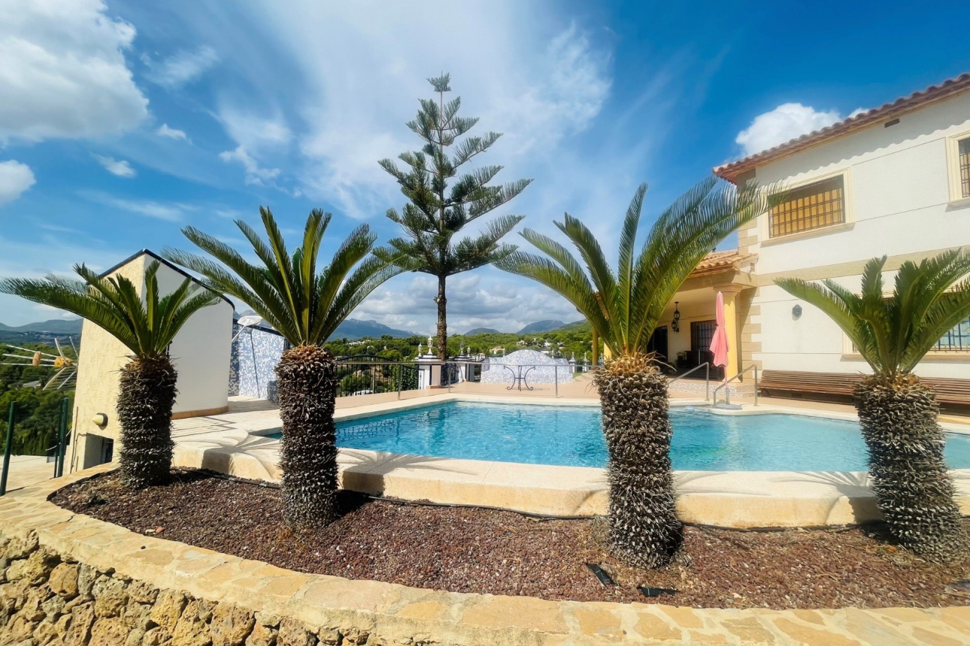 Resale - Villa -
Altea la Vella - Altea