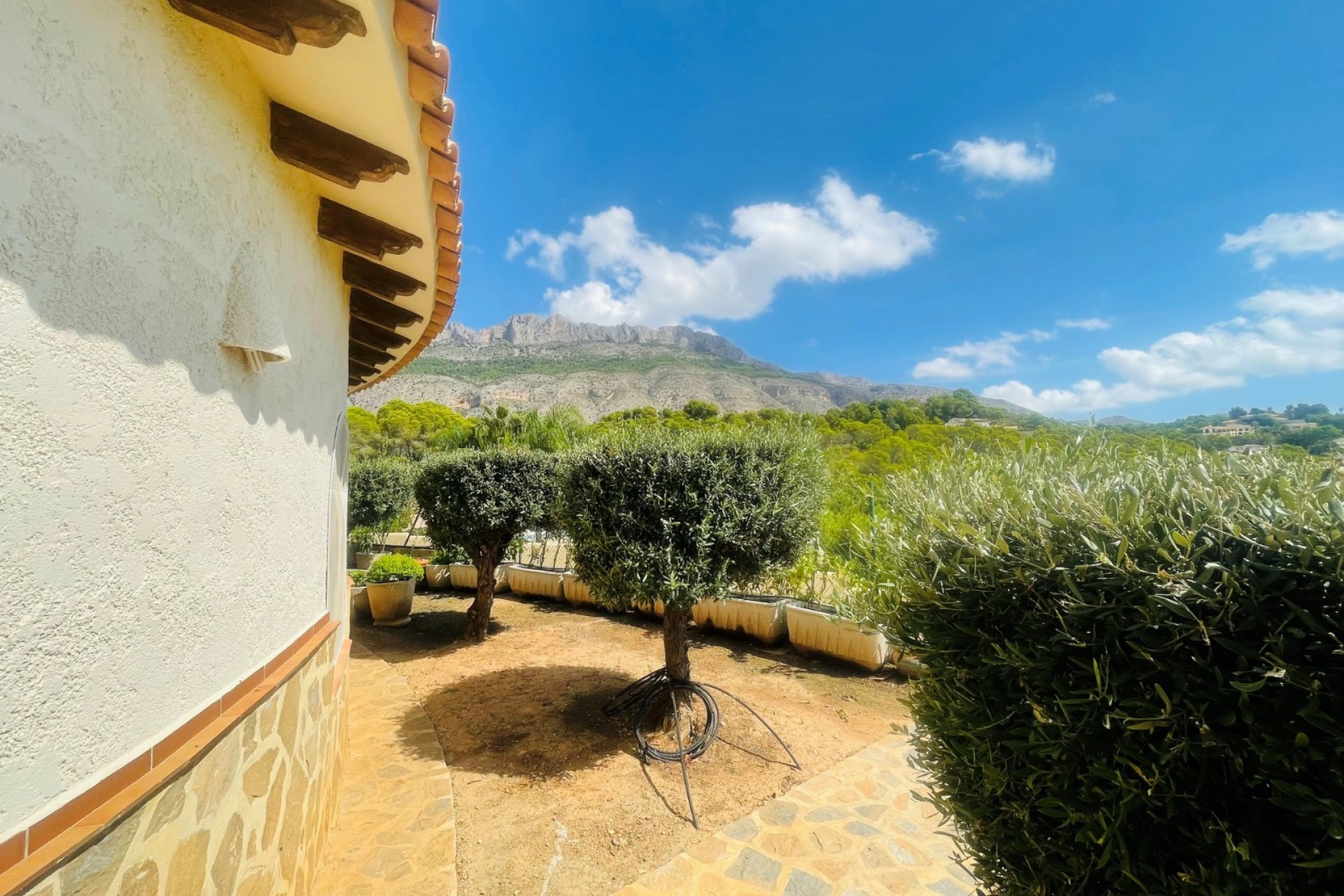 Resale - Villa -
Altea la Vella - Altea