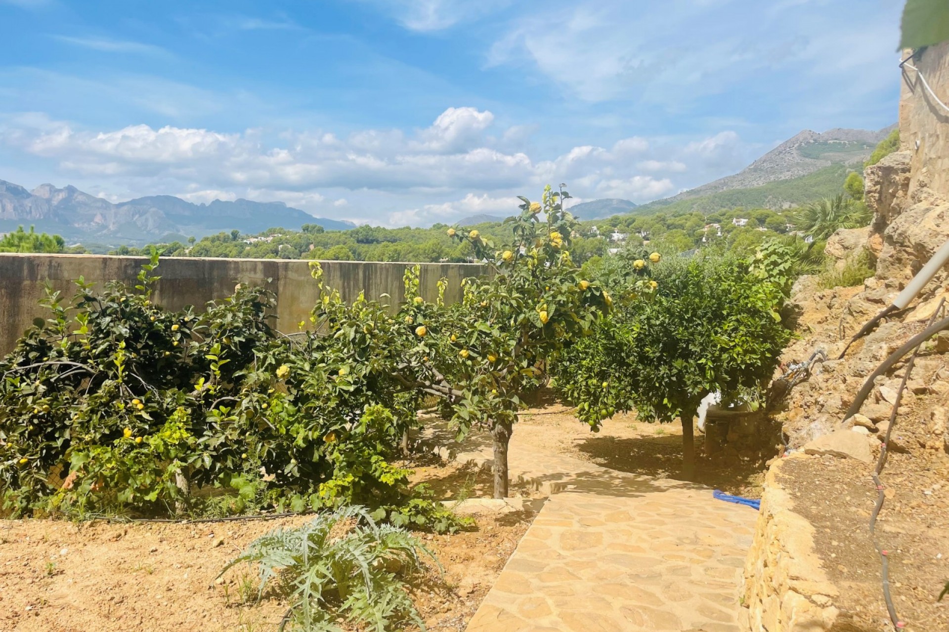 Resale - Villa -
Altea la Vella - Altea