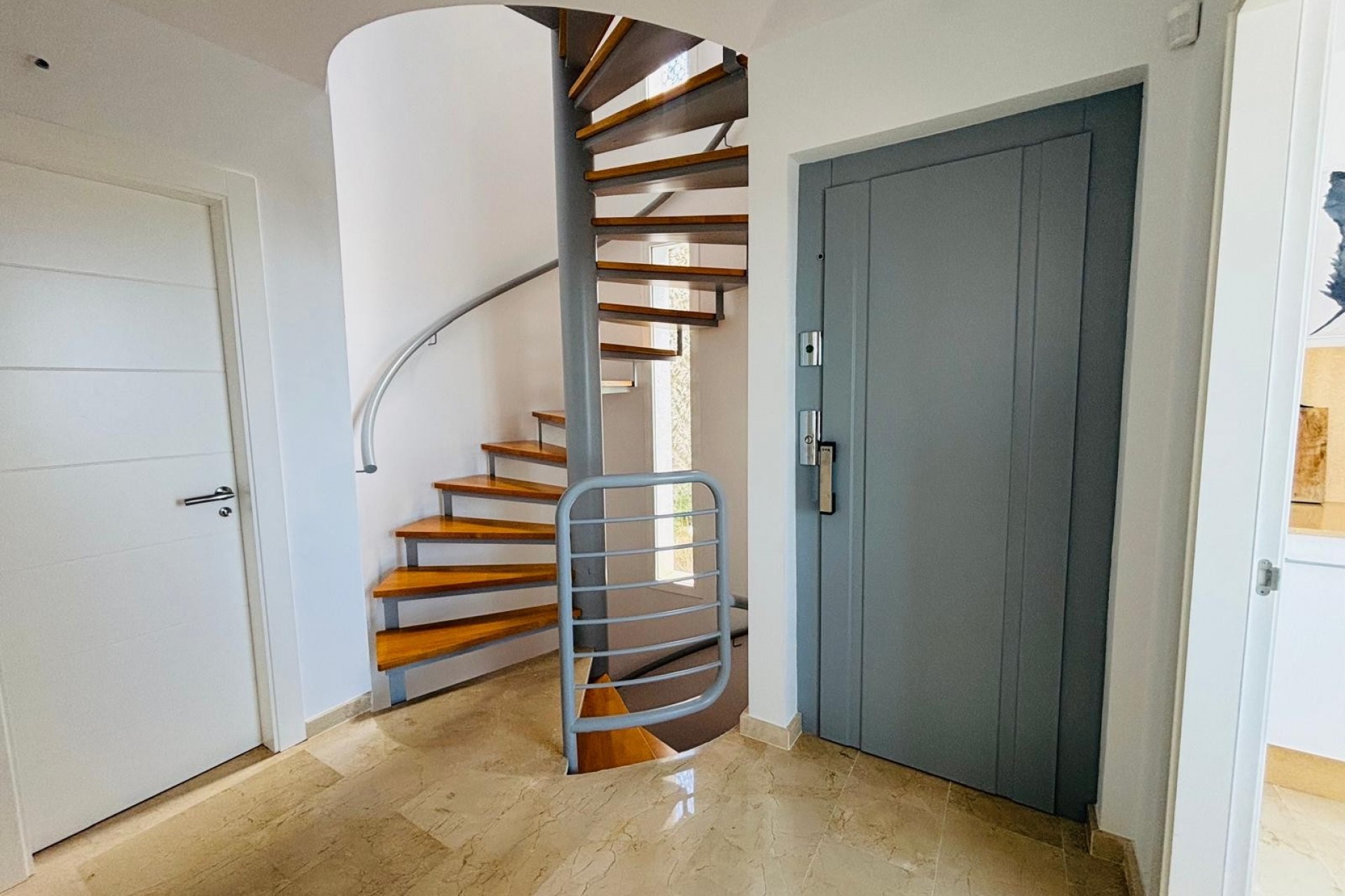 Resale - Villa -
Altea - La Vieja