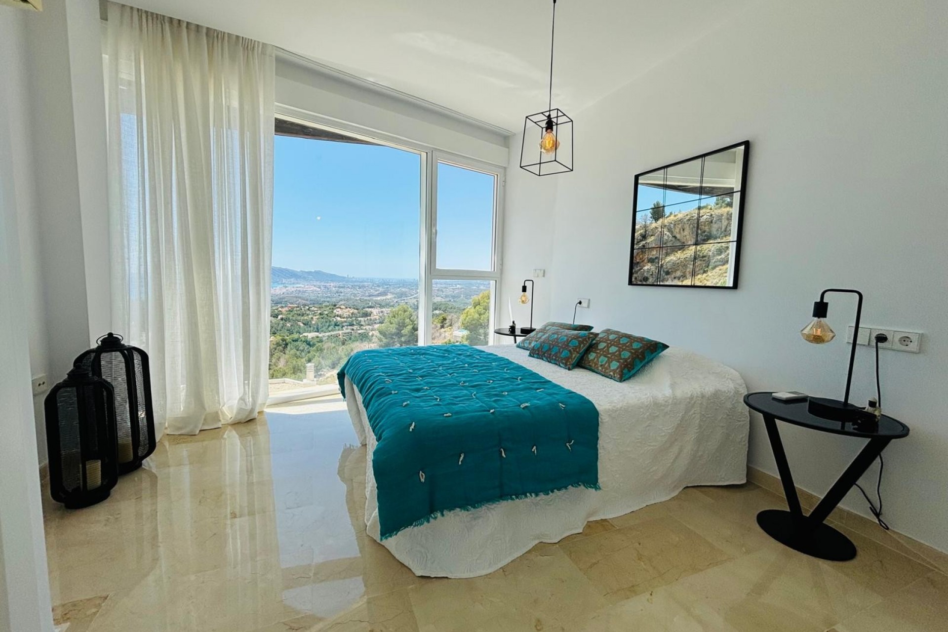 Resale - Villa -
Altea - La Vieja