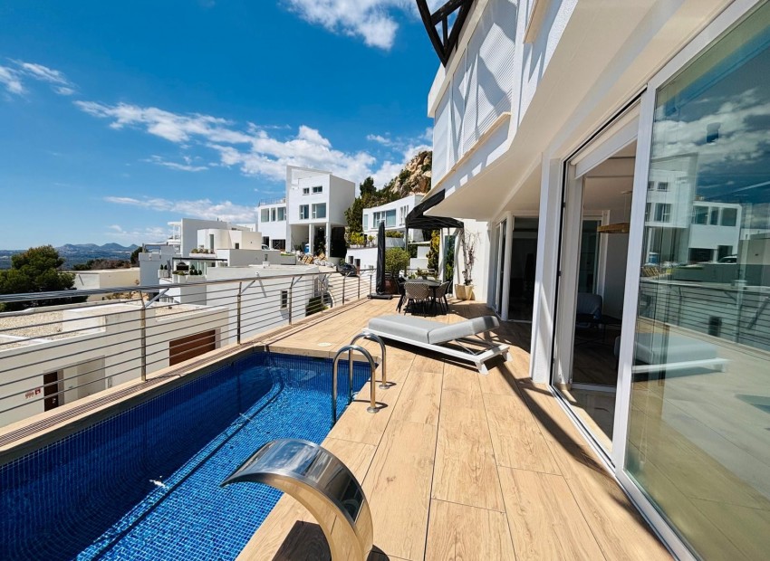 Resale - Villa -
Altea - La Vieja