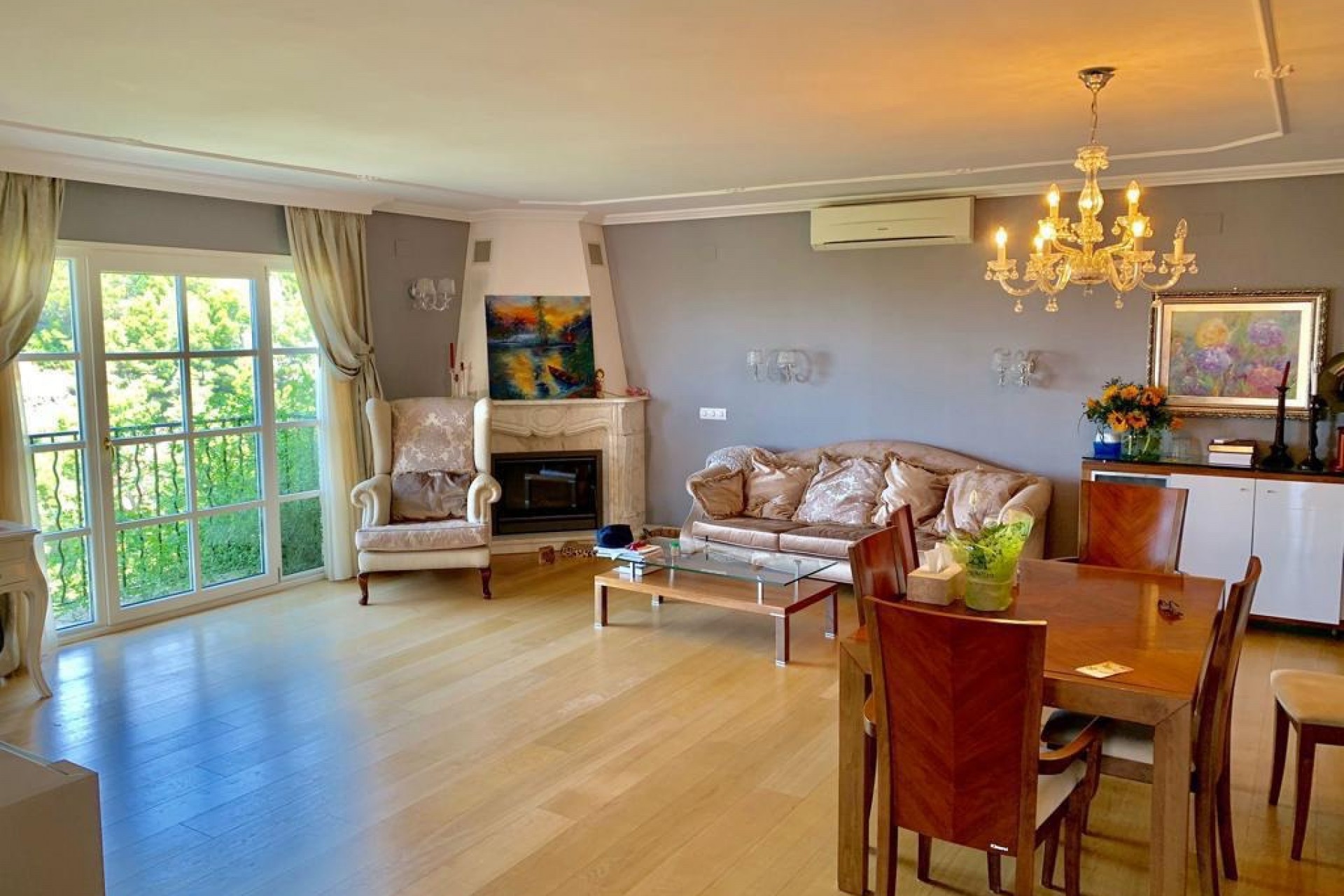 Resale - Villa -
Altea - La Vieja