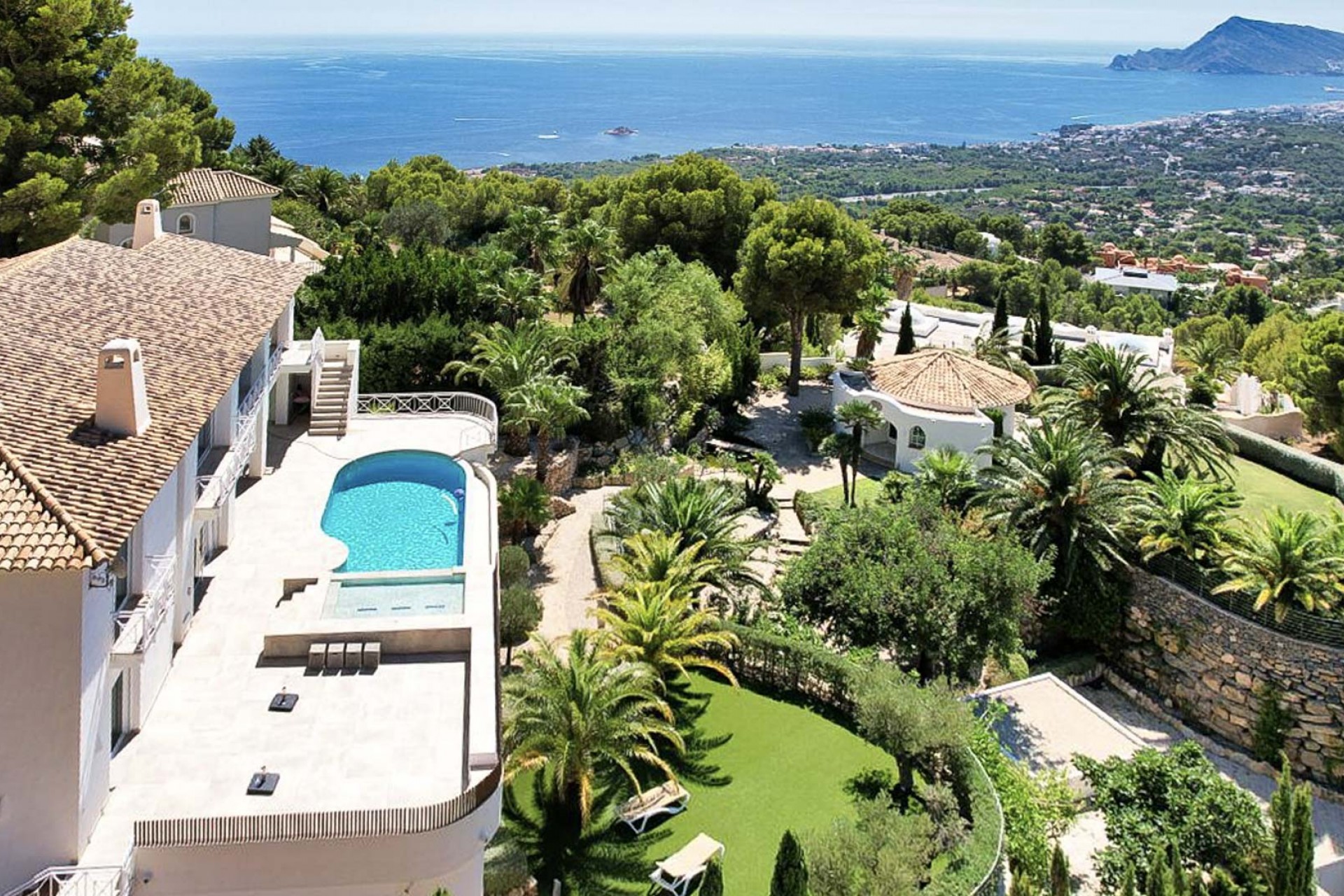 Resale - Villa -
Altea - Sierra de Altea