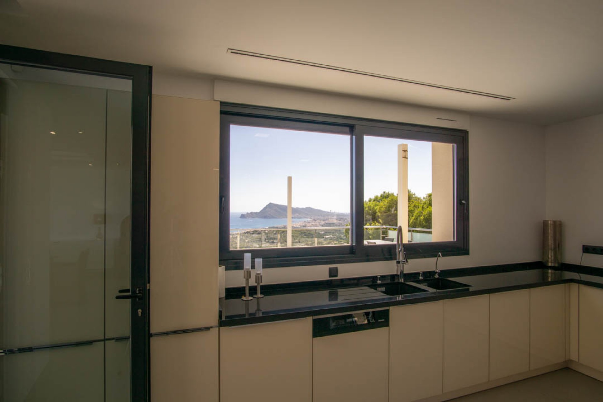 Resale - Villa -
Altea - Sierra de Altea