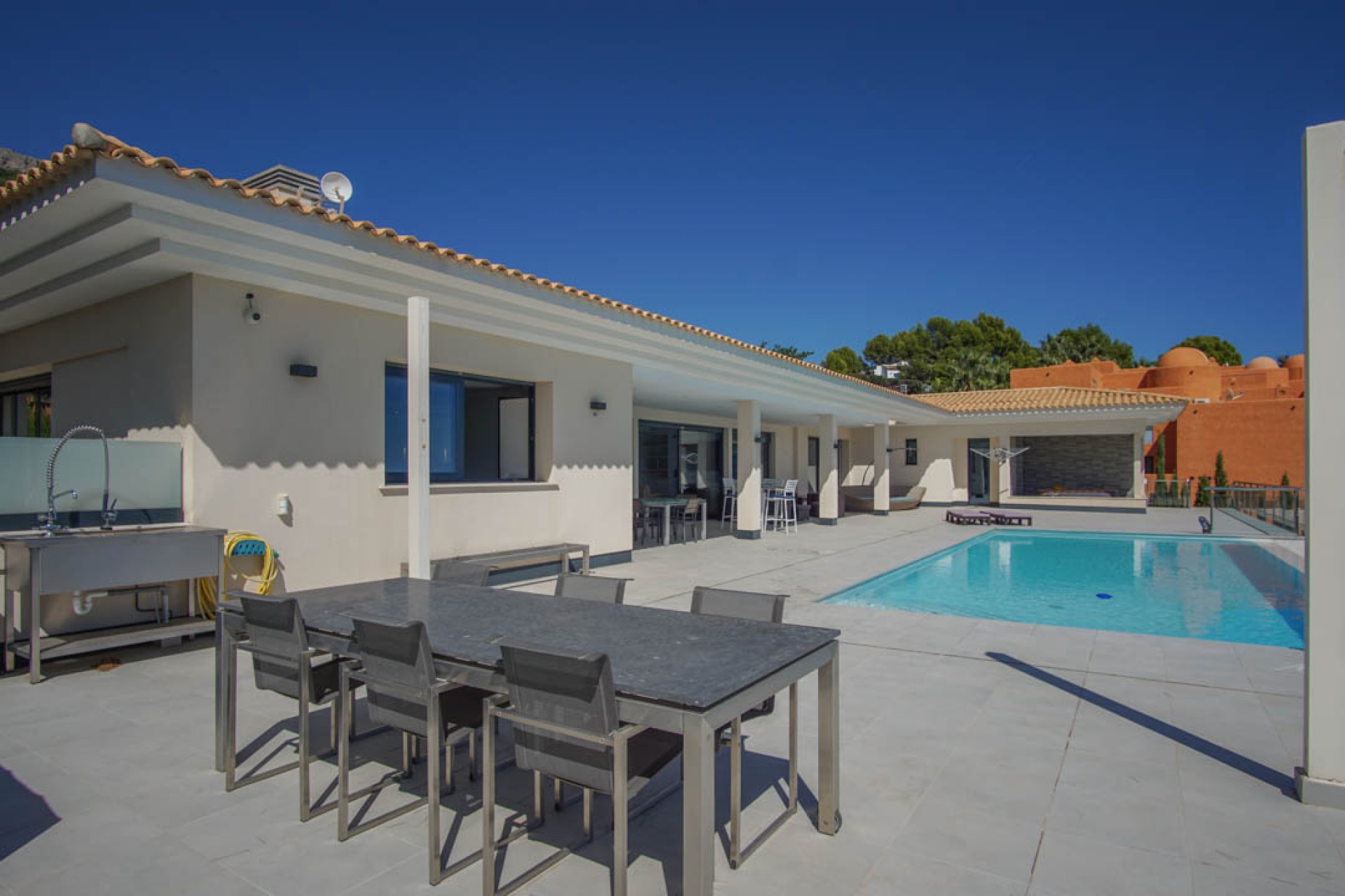 Resale - Villa -
Altea - Sierra de Altea