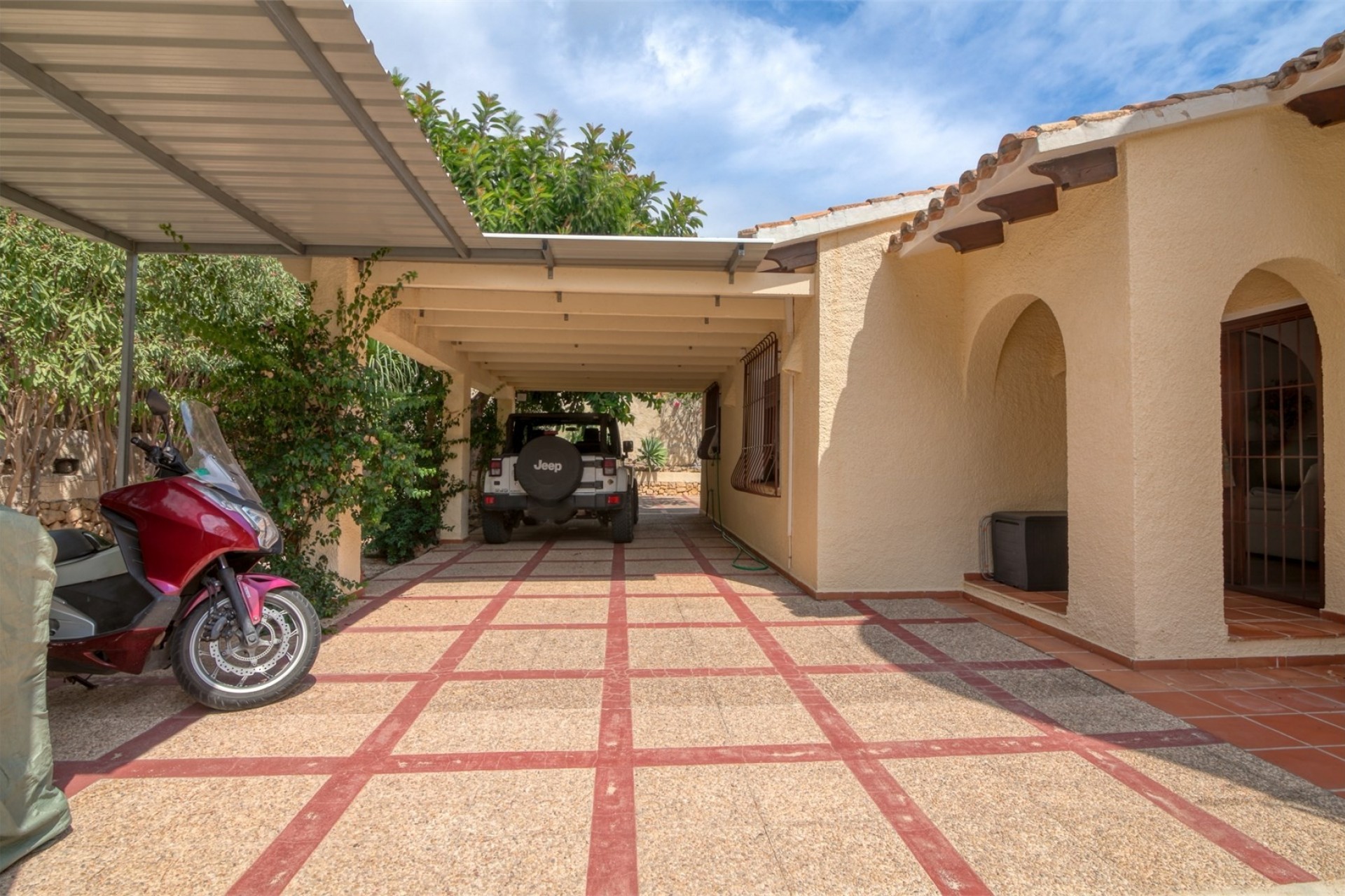 Resale - Villa -
Altea - Urbanización Santa Clara