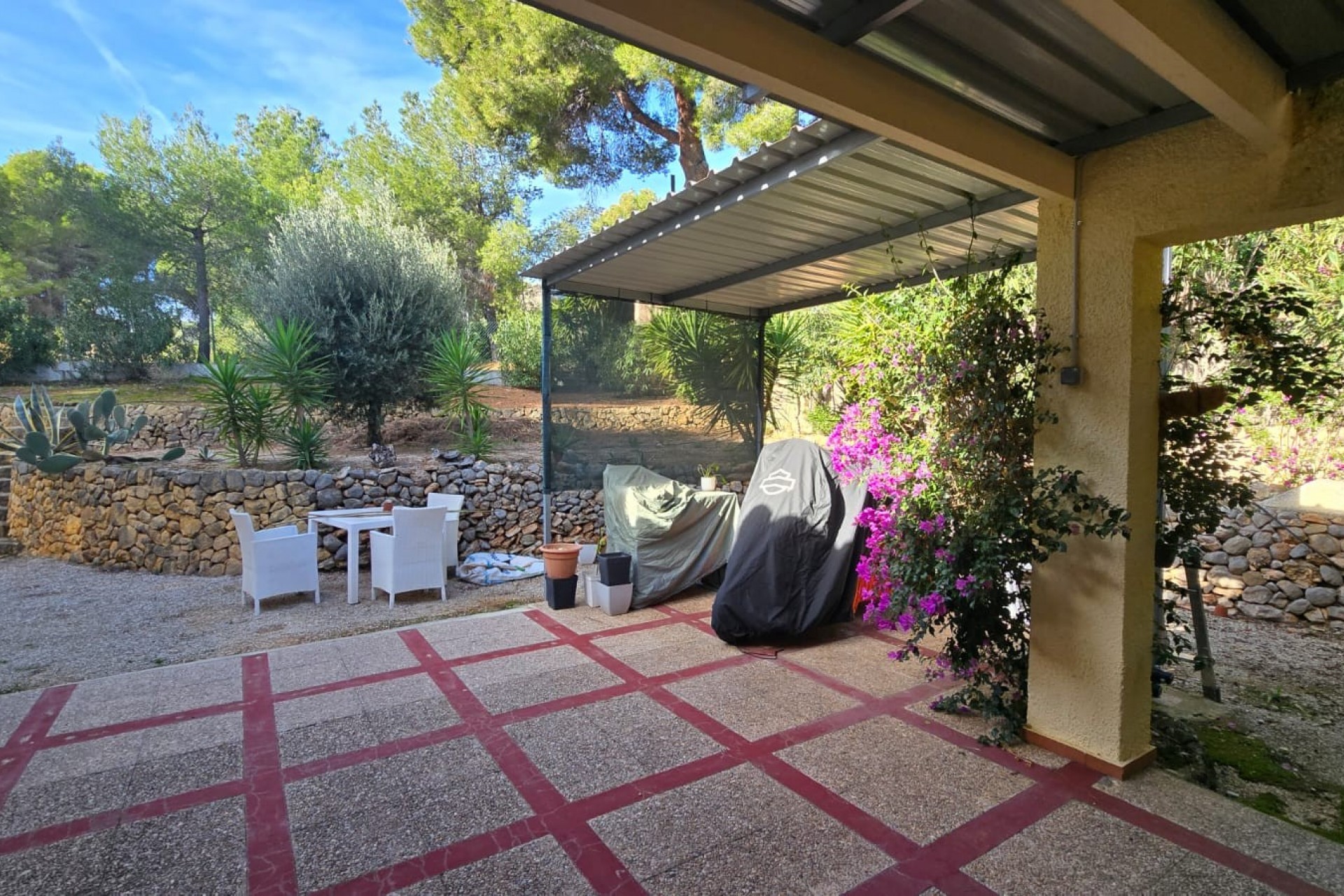 Resale - Villa -
Altea - Urbanización Santa Clara