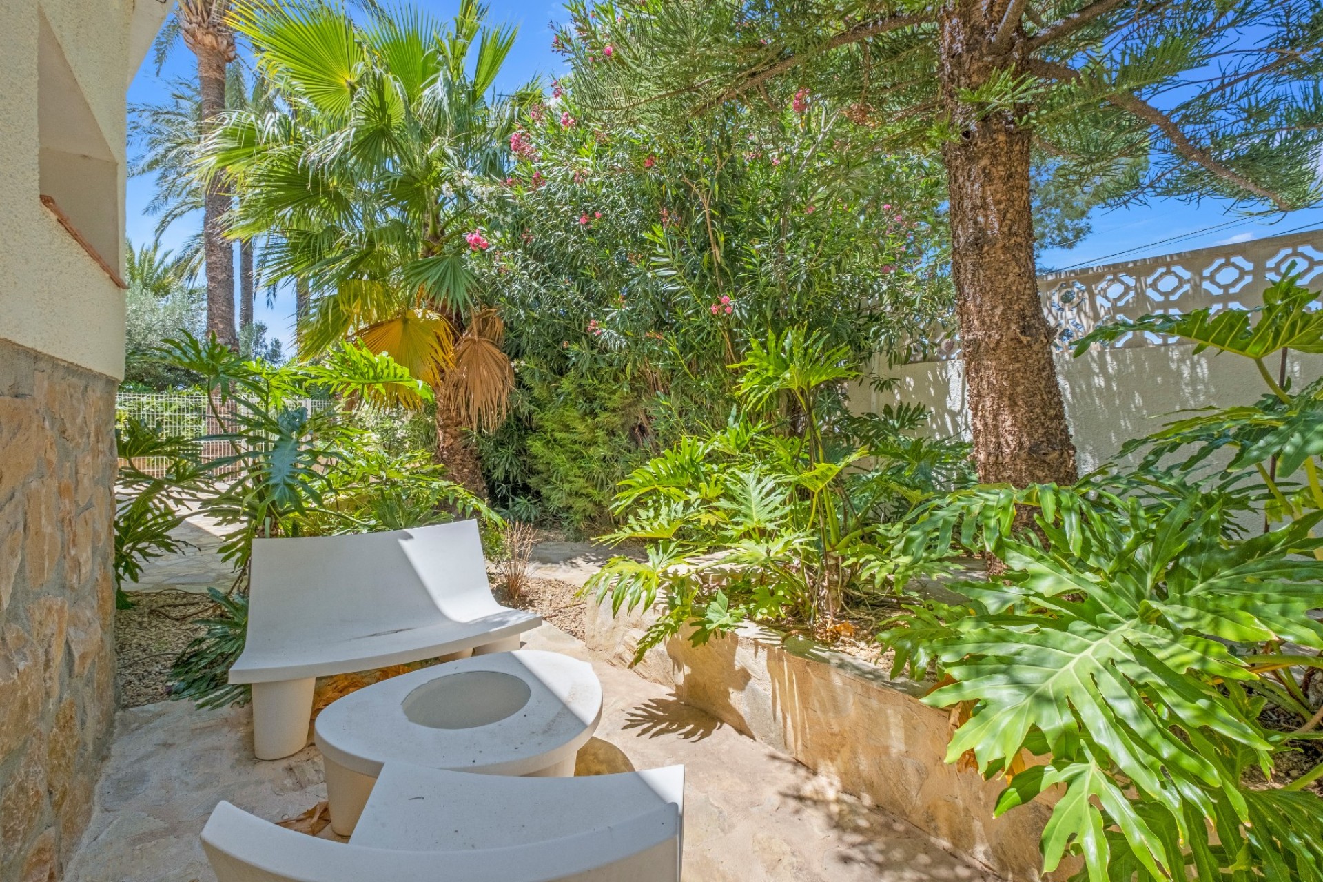 Resale - Villa -
Altea