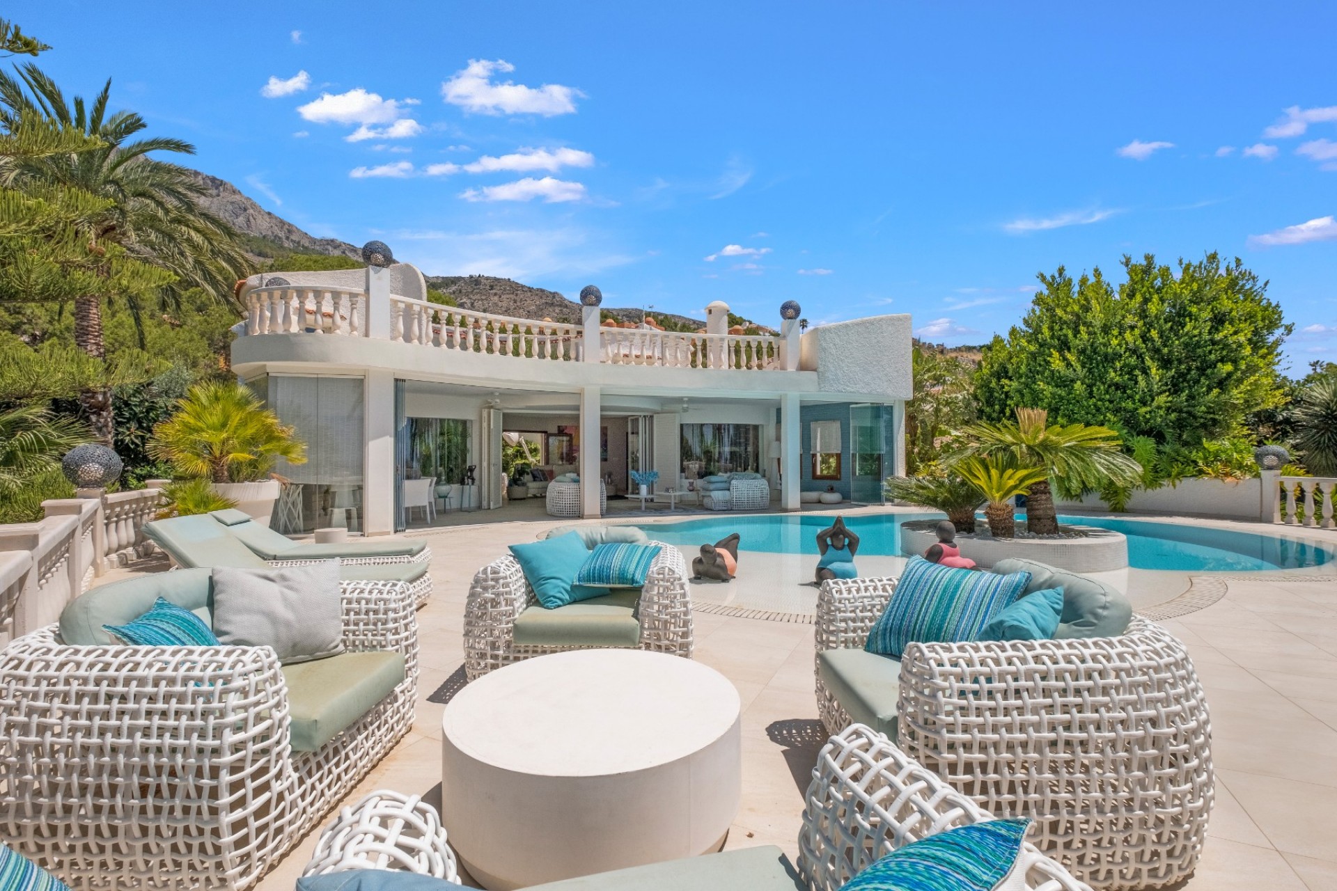 Resale - Villa -
Altea