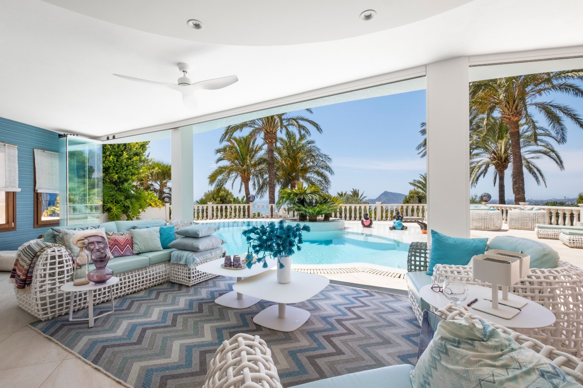 Resale - Villa -
Altea