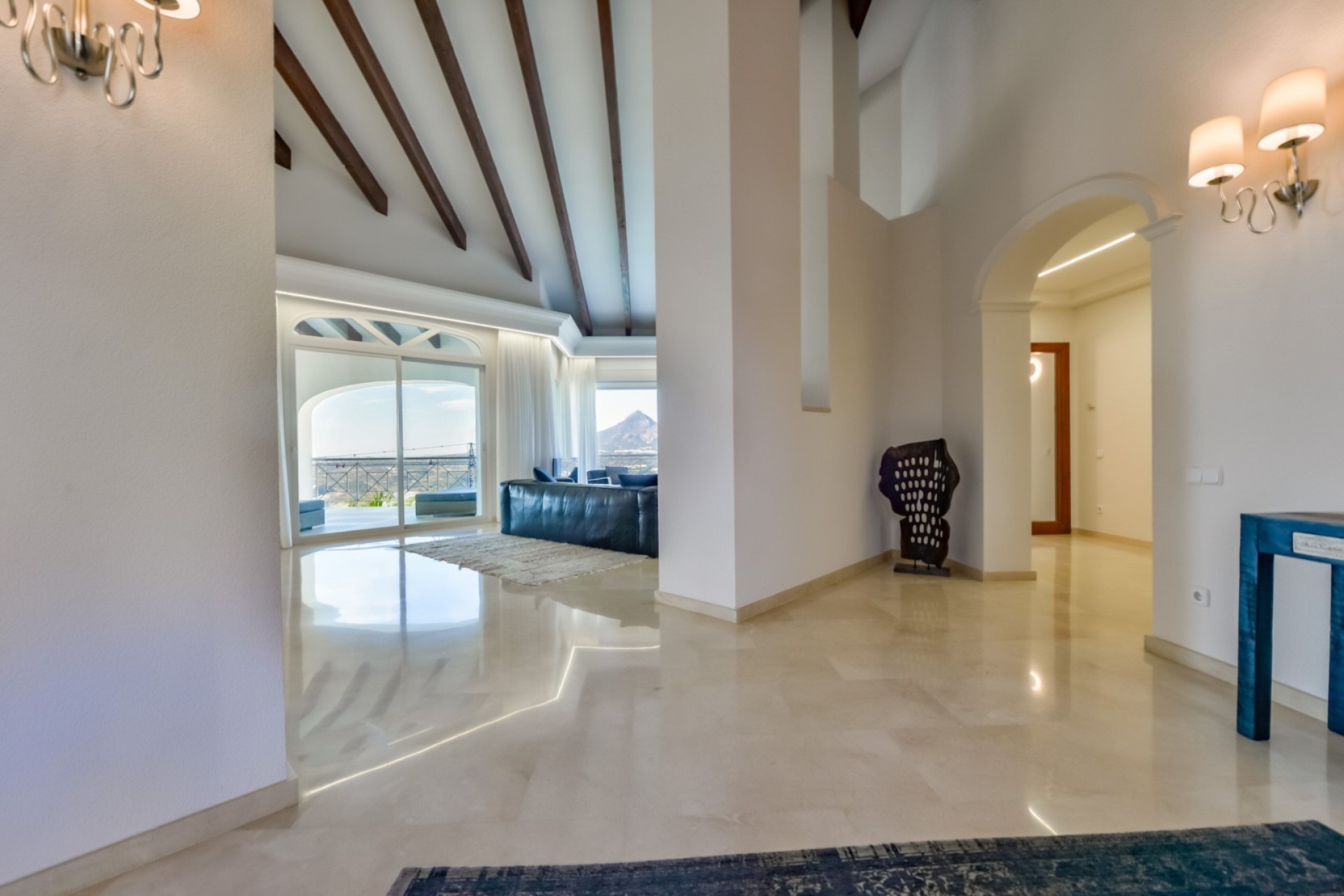 Resale - Villa -
Altea