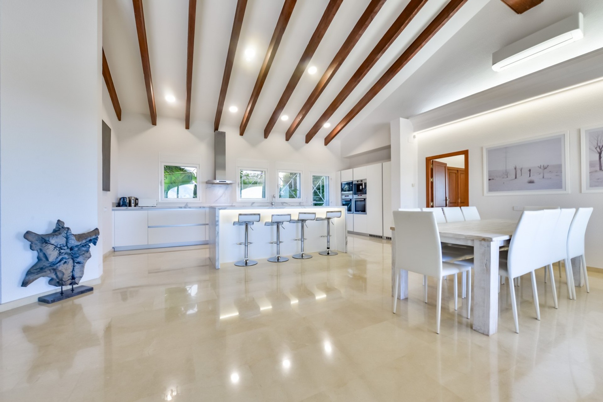 Resale - Villa -
Altea