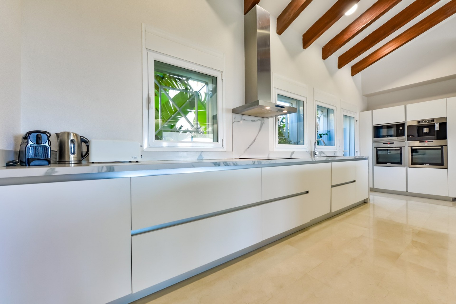 Resale - Villa -
Altea