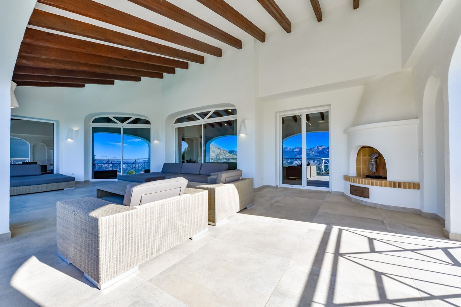 Resale - Villa -
Altea