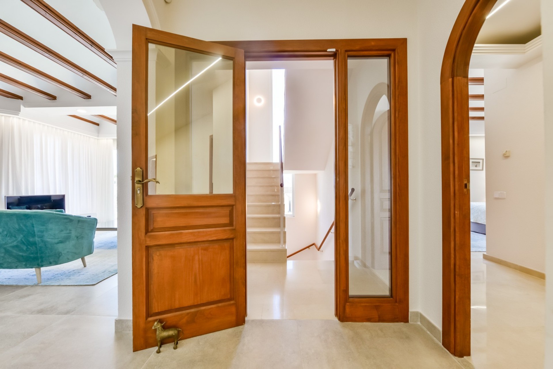 Resale - Villa -
Altea