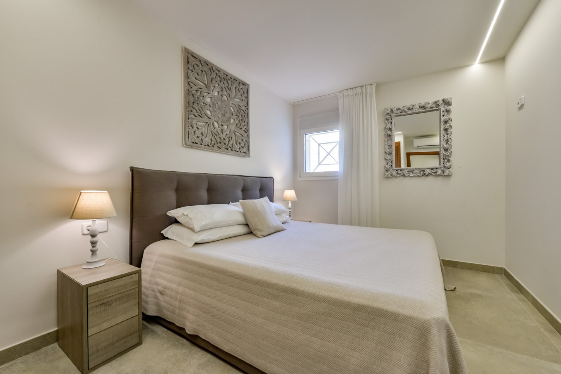 Resale - Villa -
Altea