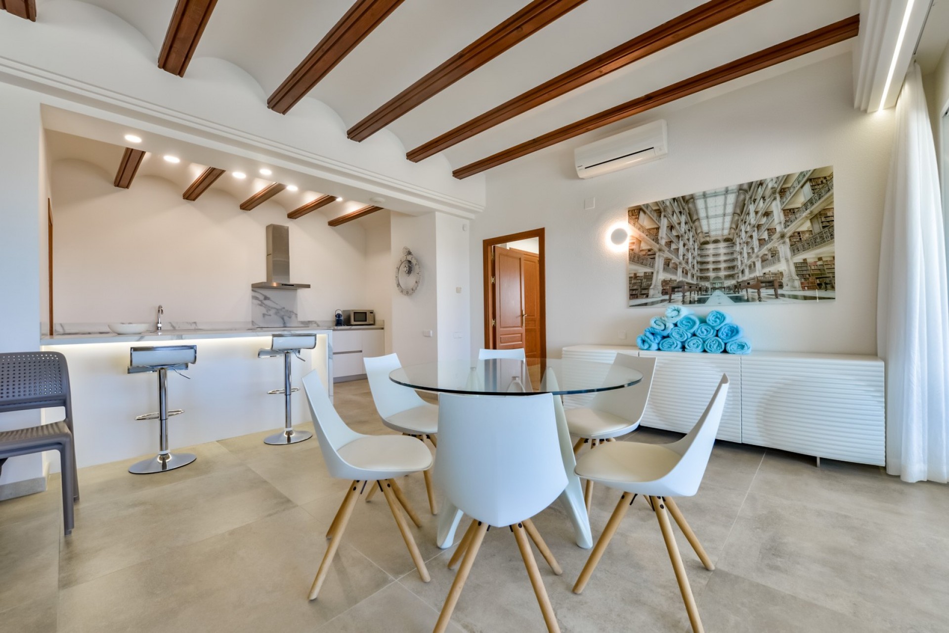 Resale - Villa -
Altea