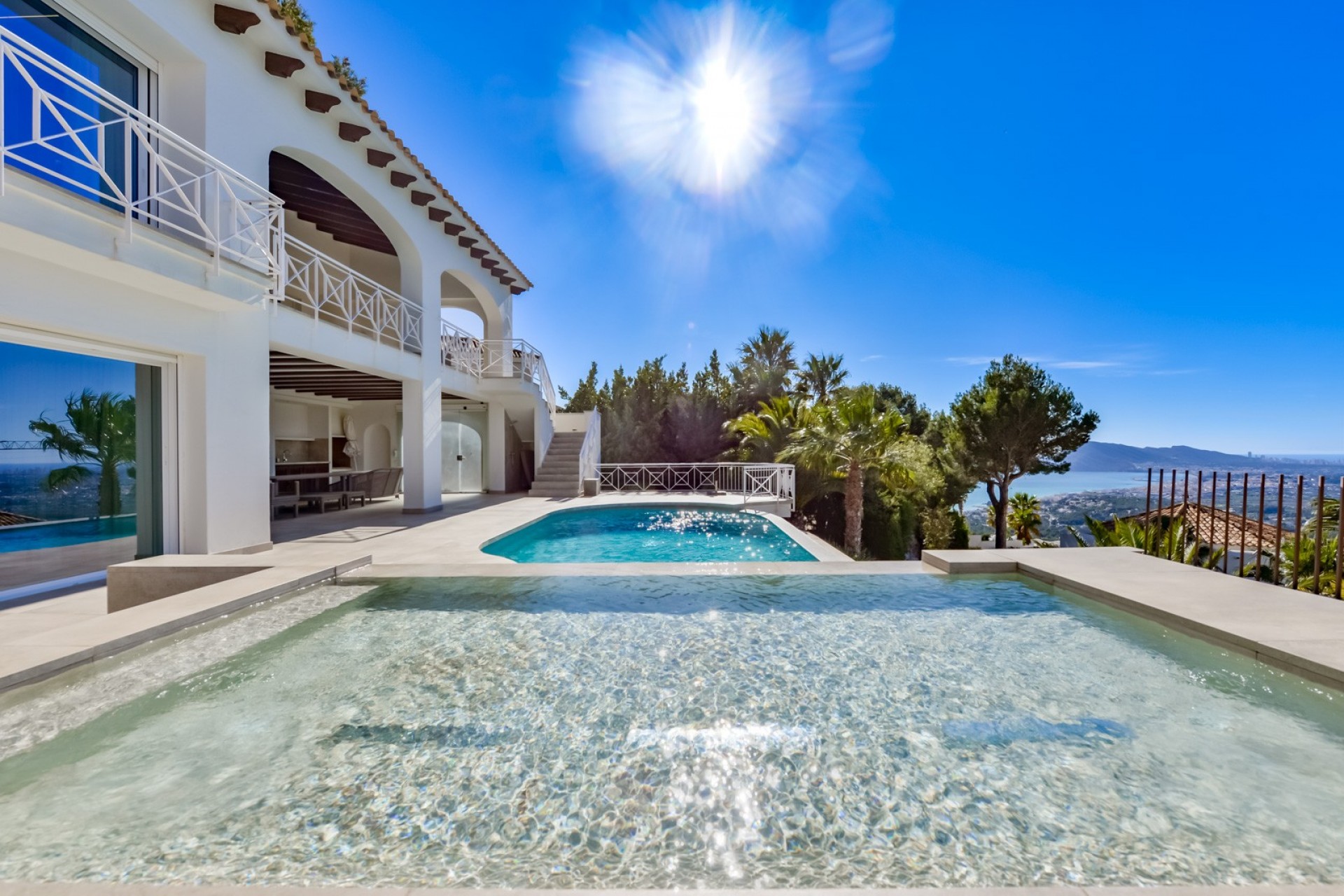 Resale - Villa -
Altea