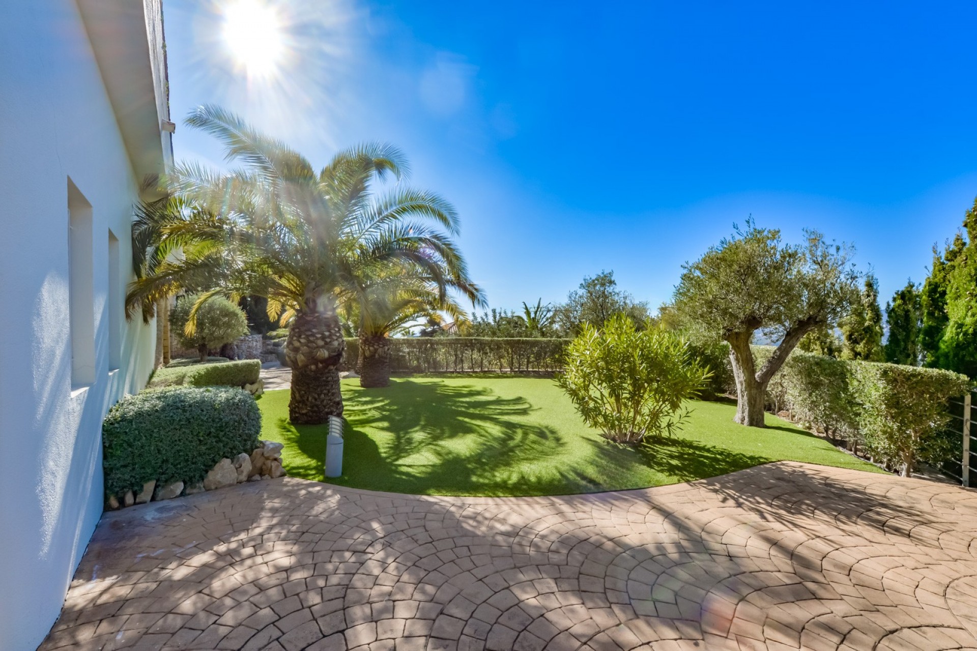 Resale - Villa -
Altea