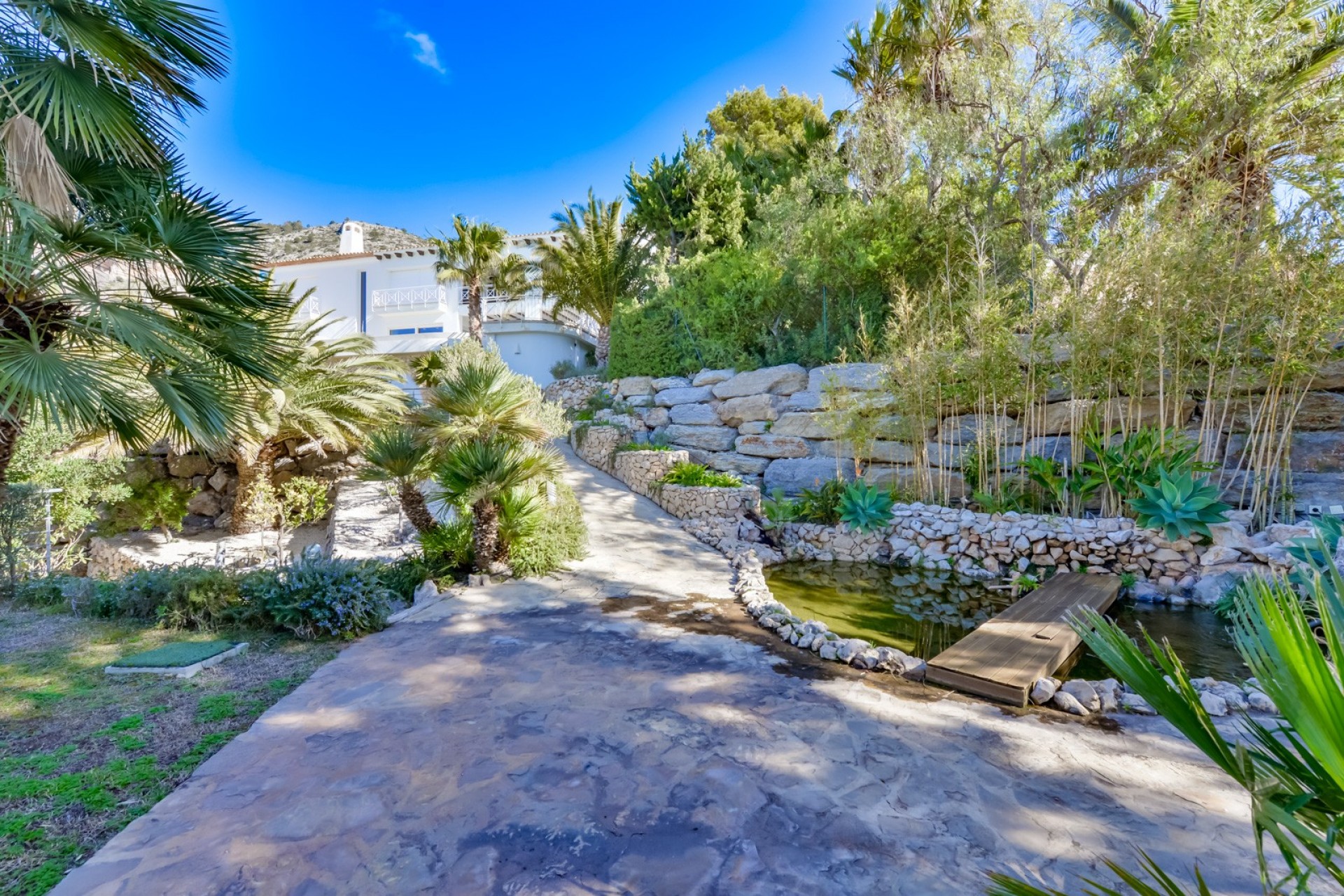 Resale - Villa -
Altea
