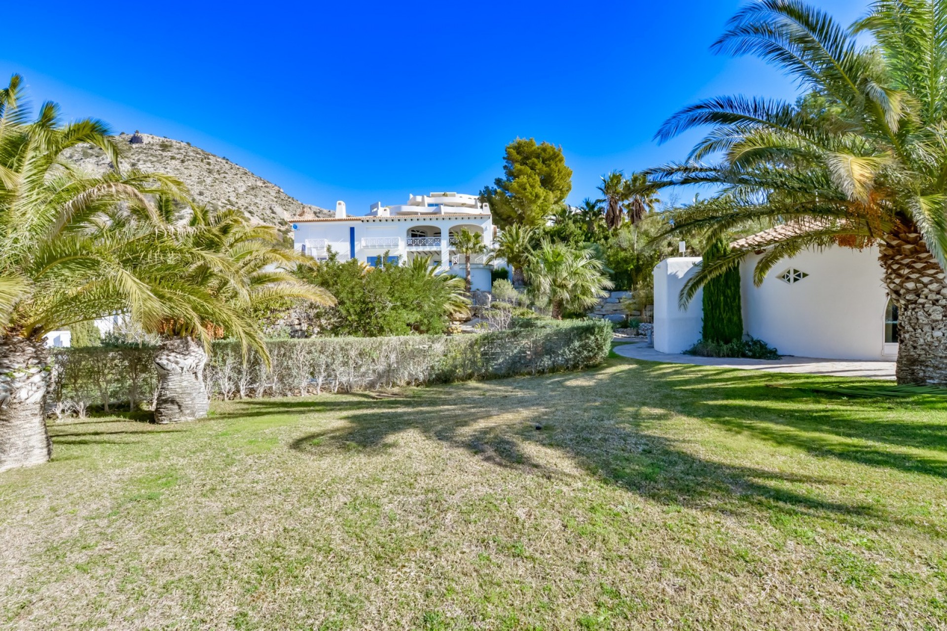 Resale - Villa -
Altea
