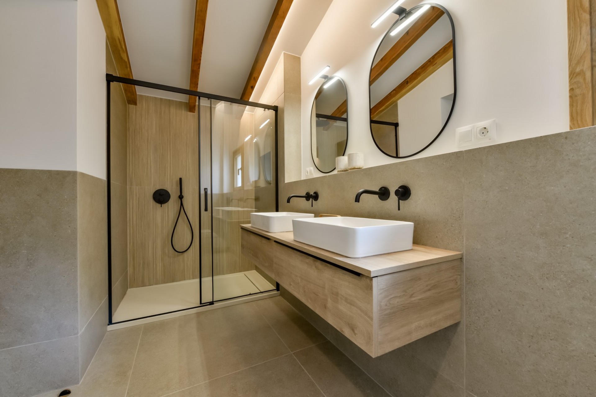 Resale - Villa -
Altea