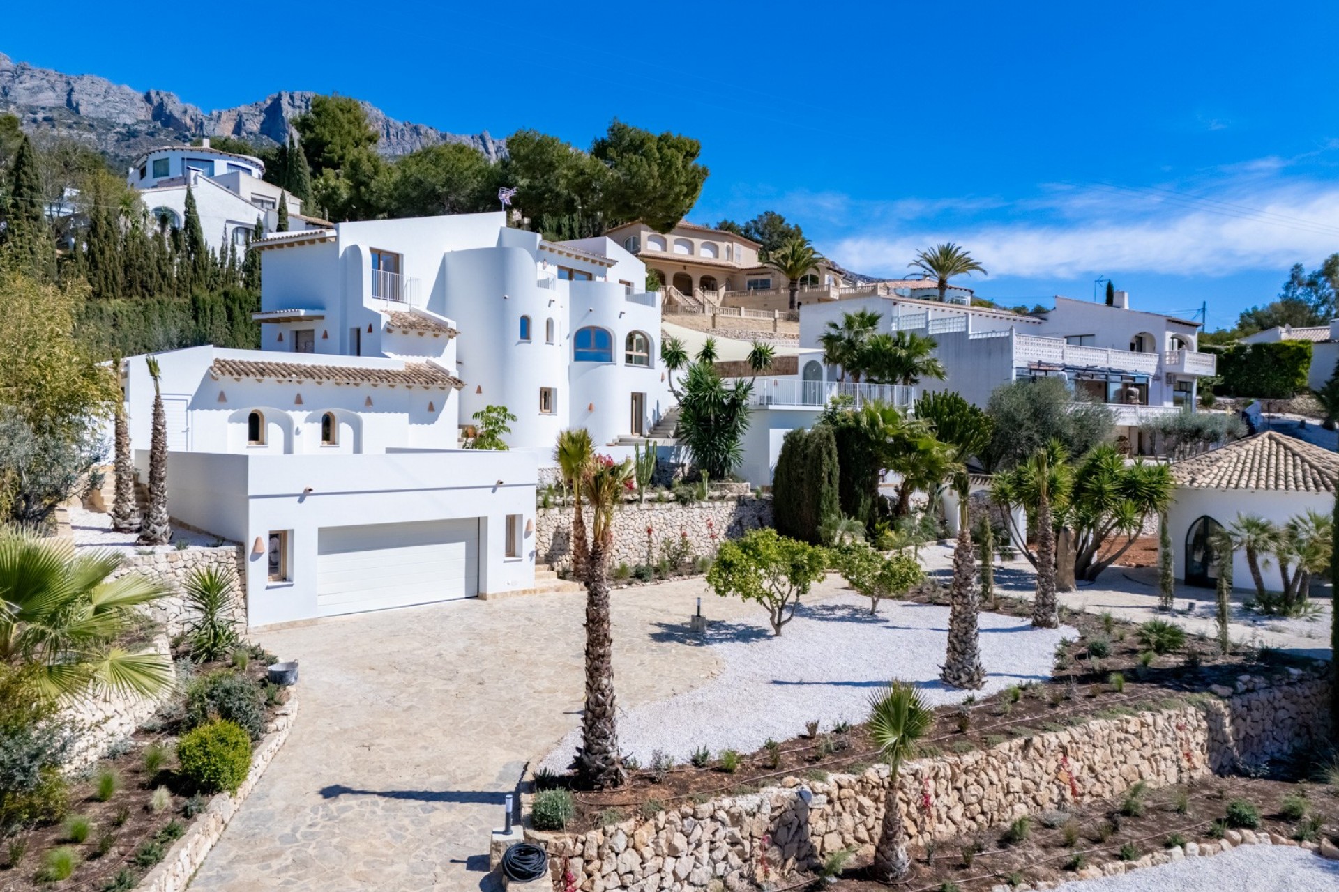 Resale - Villa -
Altea