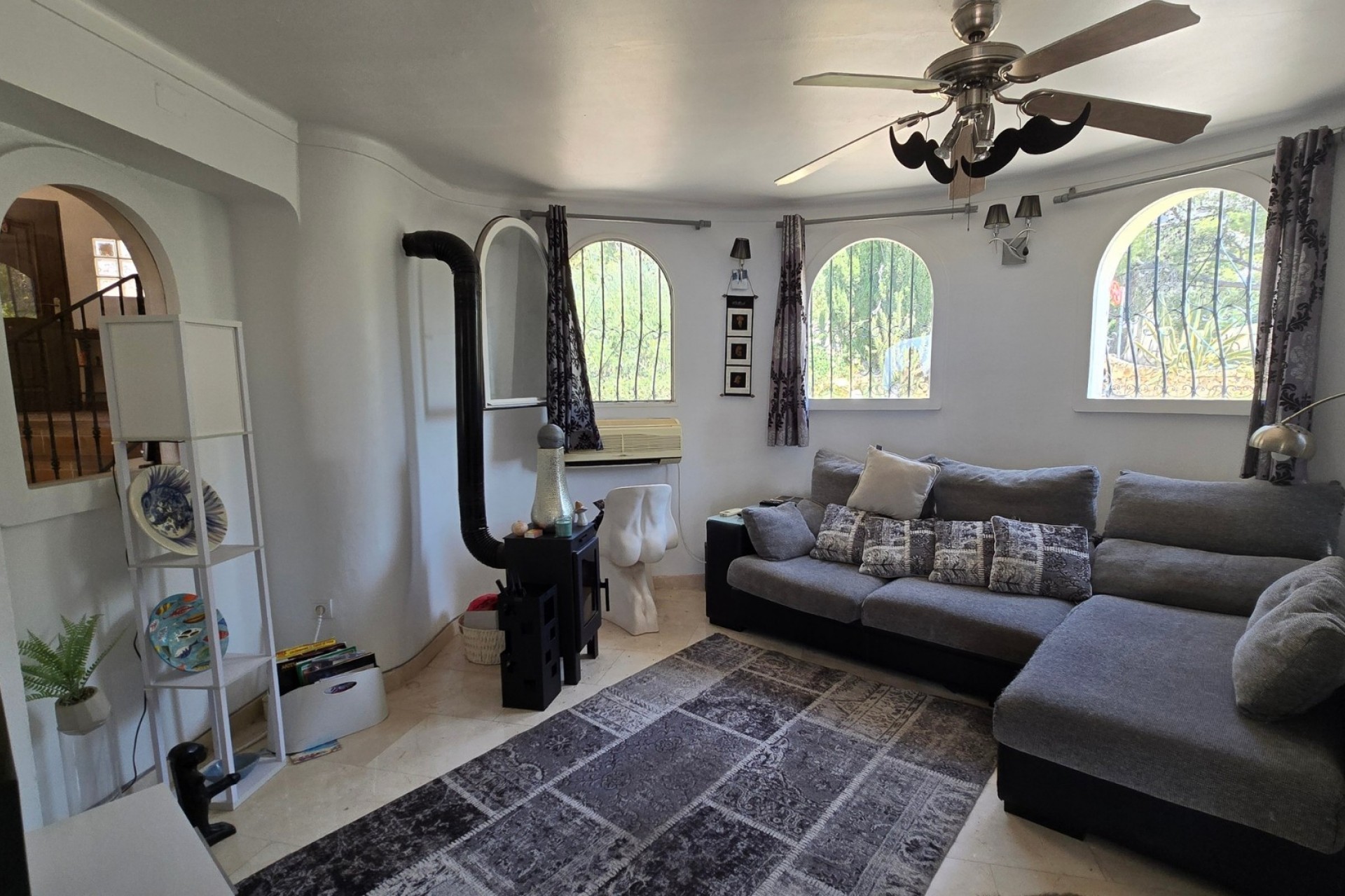 Resale - Villa -
Altea