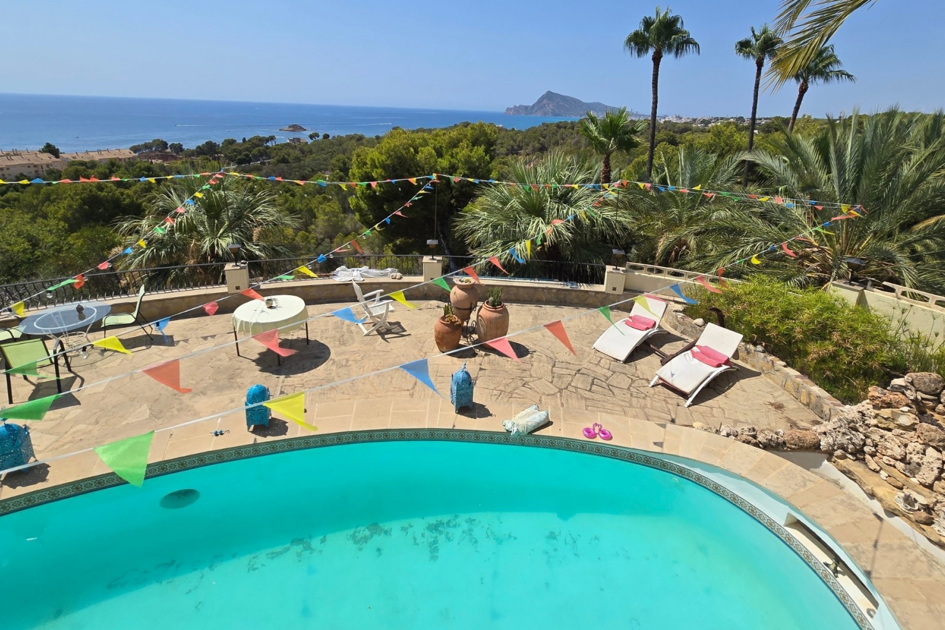 Resale - Villa -
Altea